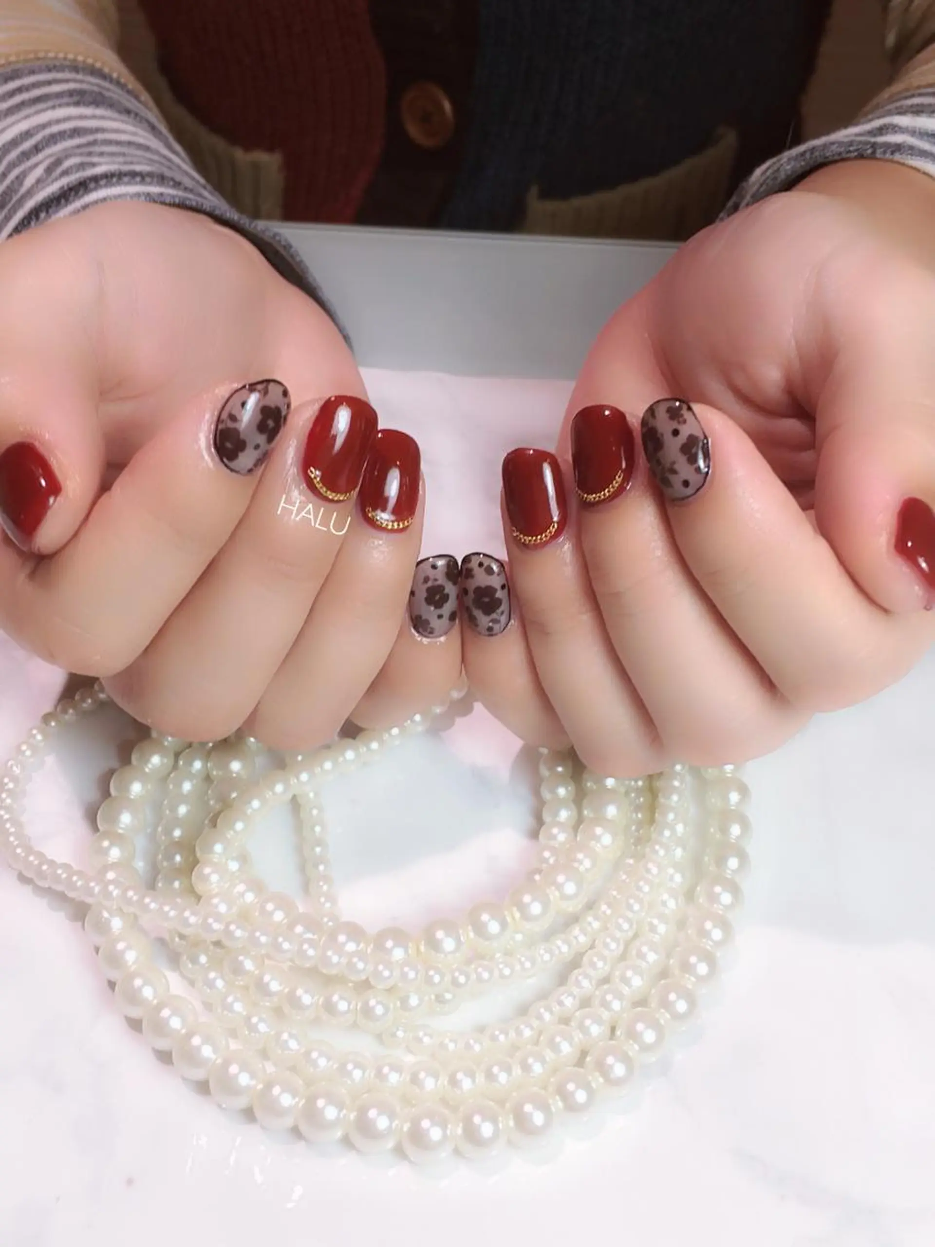 ネイル ボルドー フラワーネイル ゴールド HALU ハルのネイルデザイン