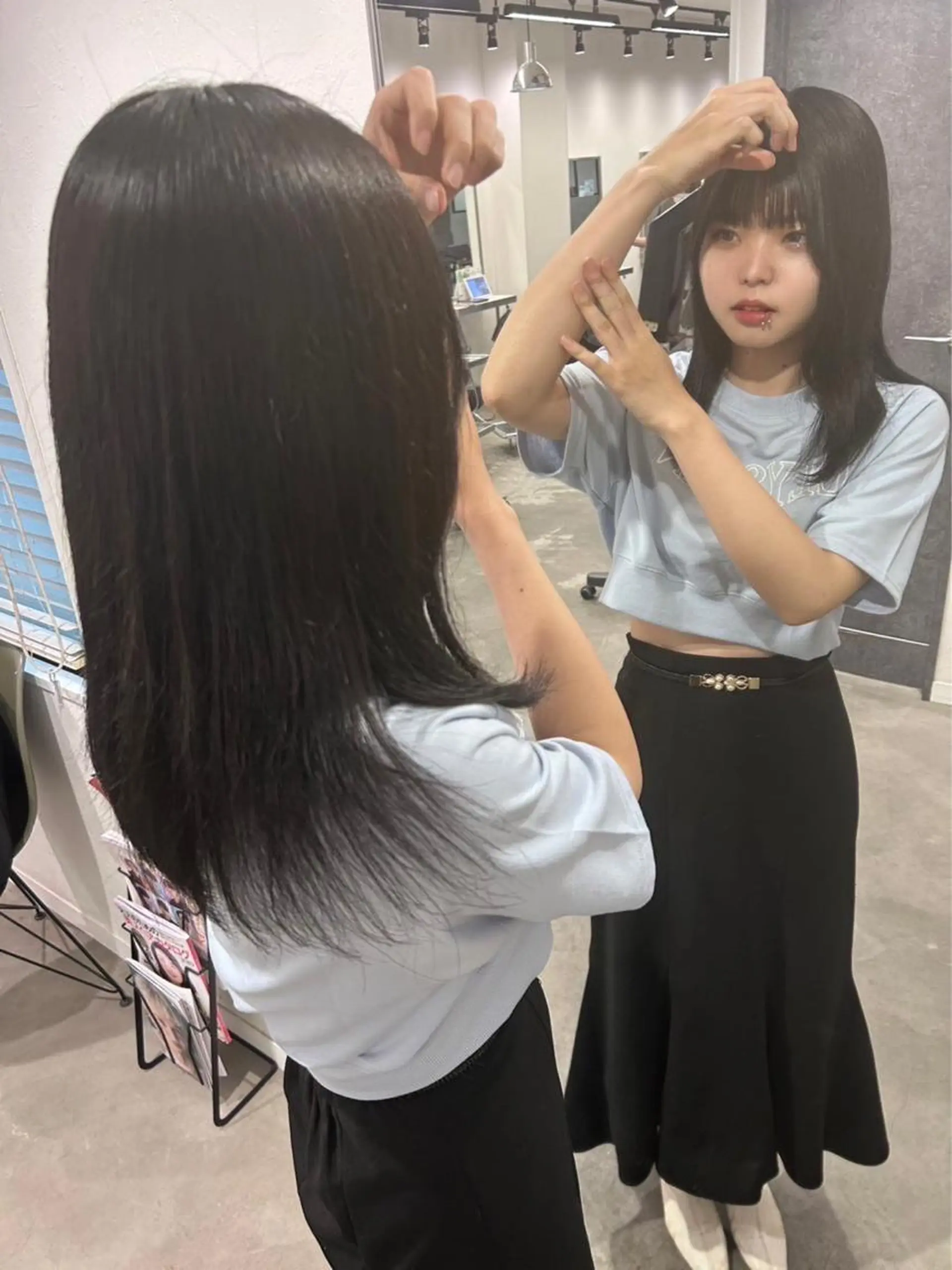 ミディアム 艶カラー/レイヤー /メンズ/マツエクのヘアスタイル