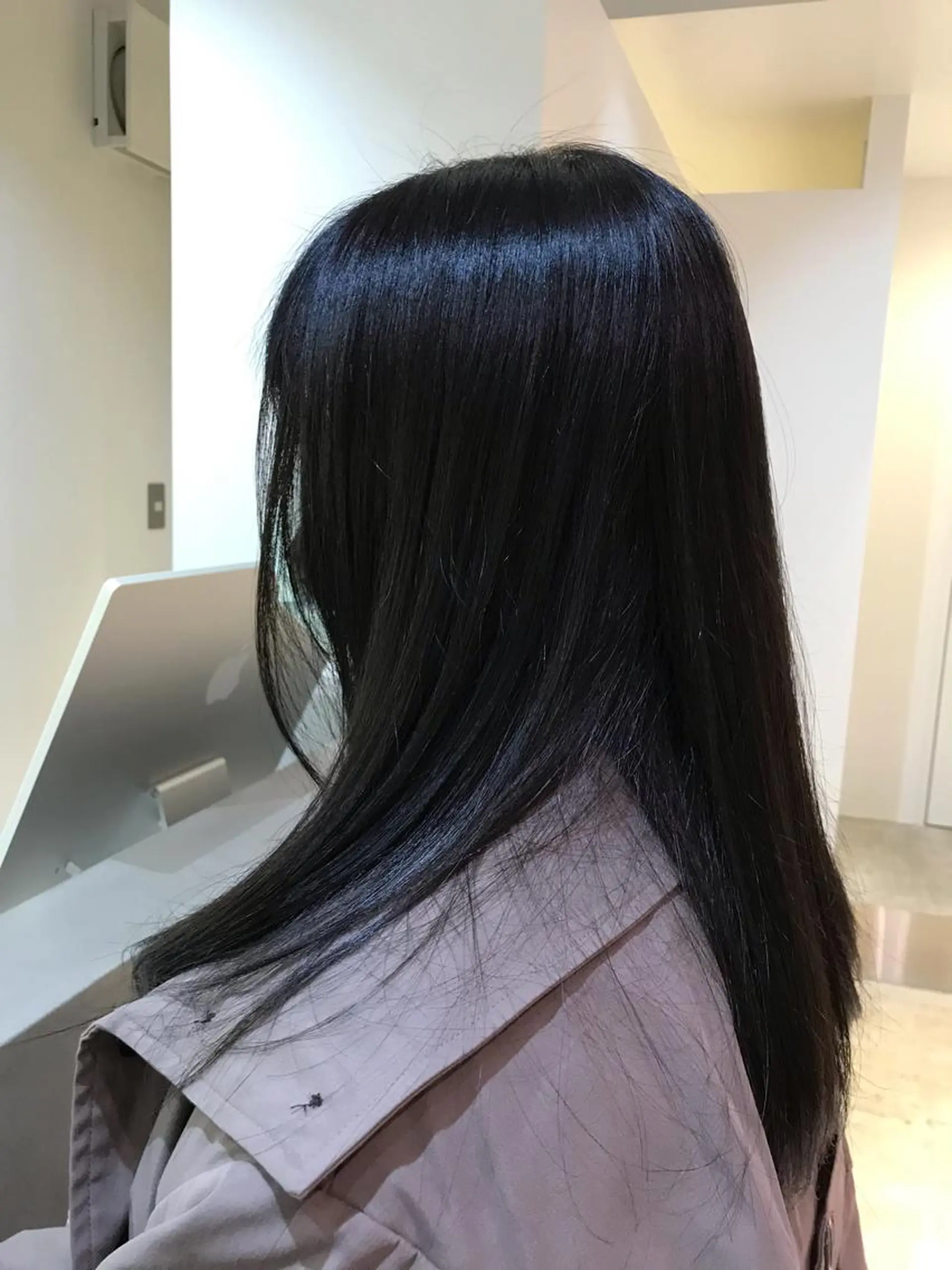 ロング カラー ヘアアレンジ アッシュ アッシュグレー アッシュグレージュ グレージュ トリートメント moi-meme.soe所属・タナカ リナのヘアスタイル