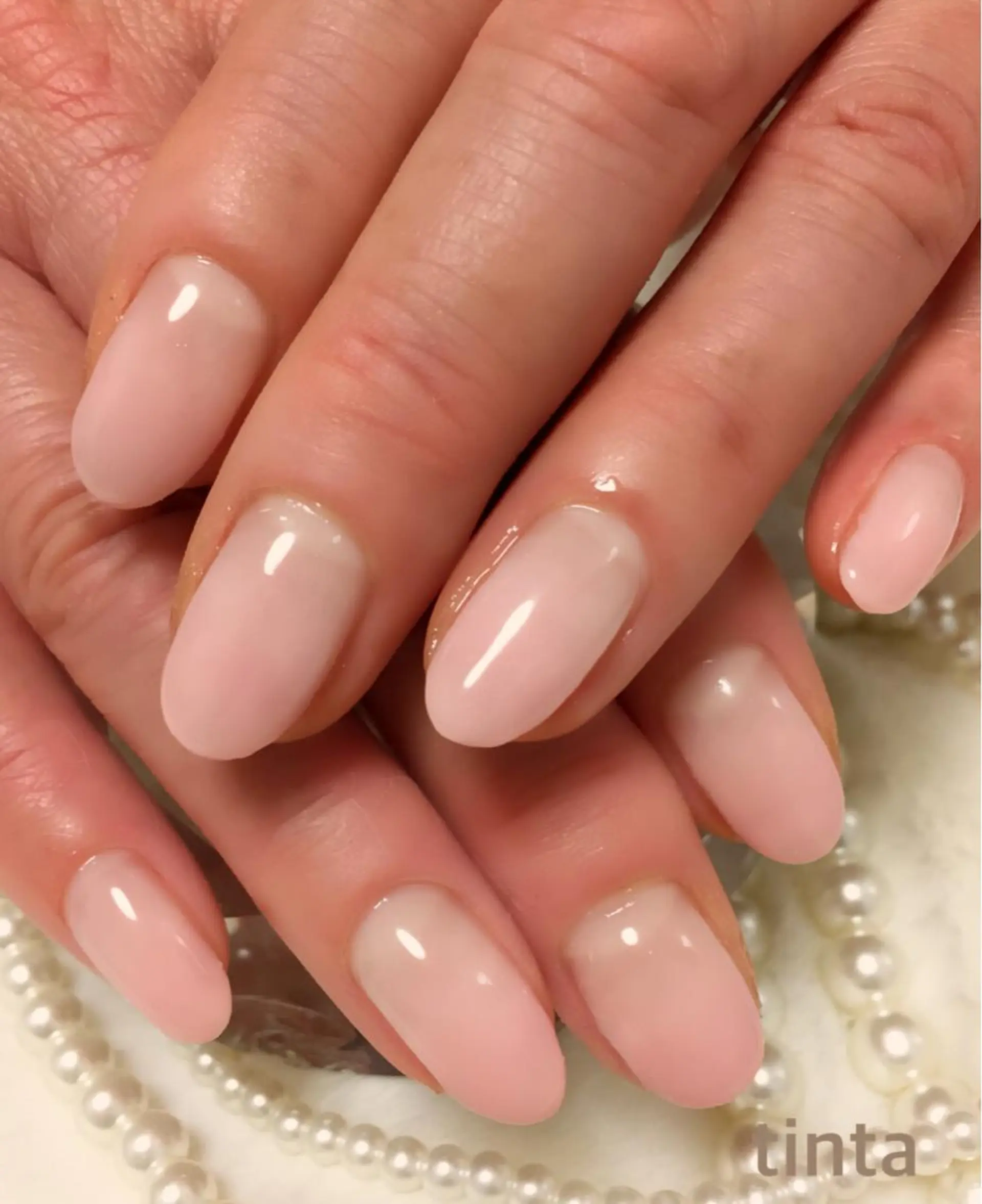 ネイル グラデーション ネイルサロン ティンタ所属・馬場 典子のネイルデザイン