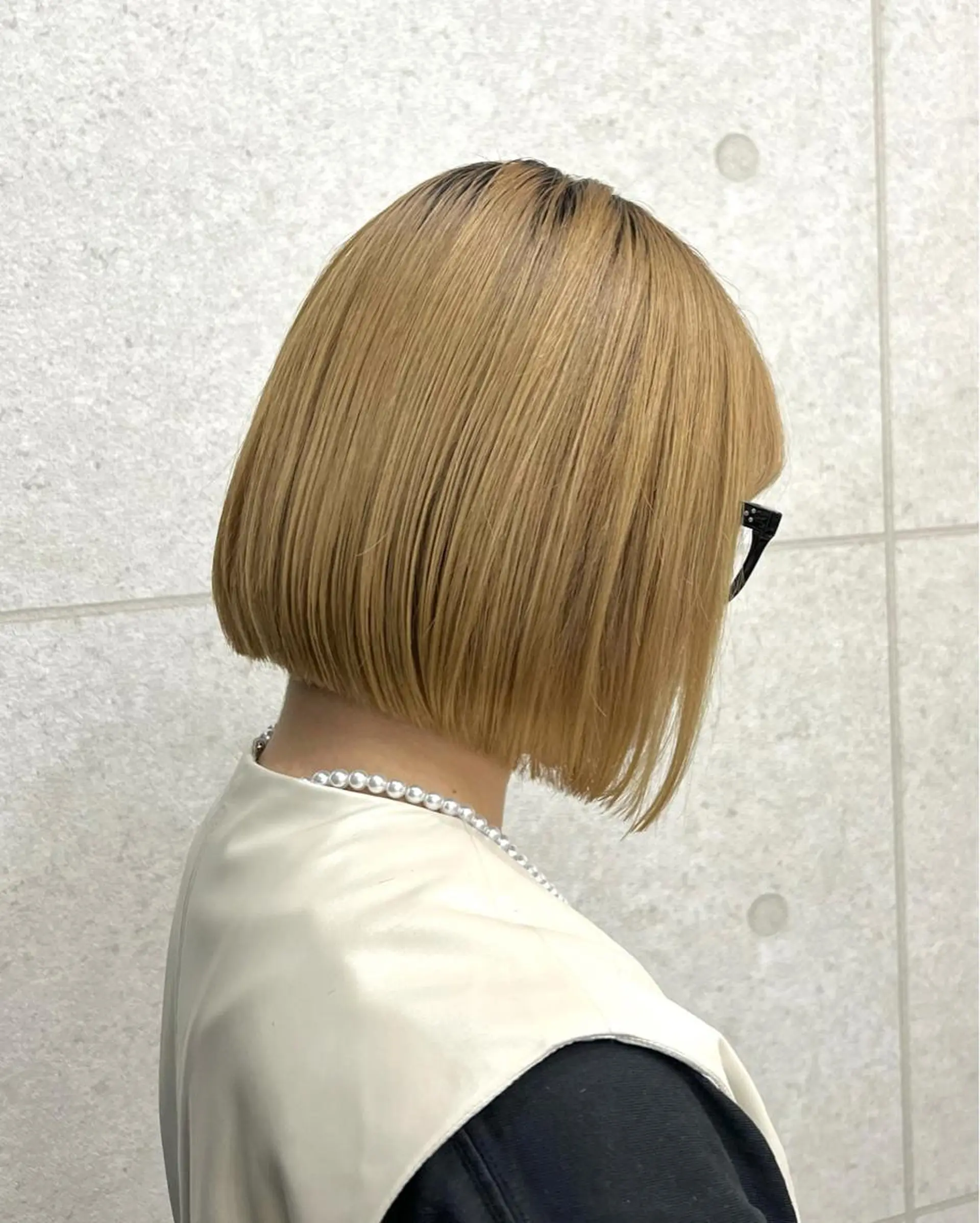 ショート カラー レイヤー ハイトーン 暖色⭐︎KANAKOのヘアスタイル