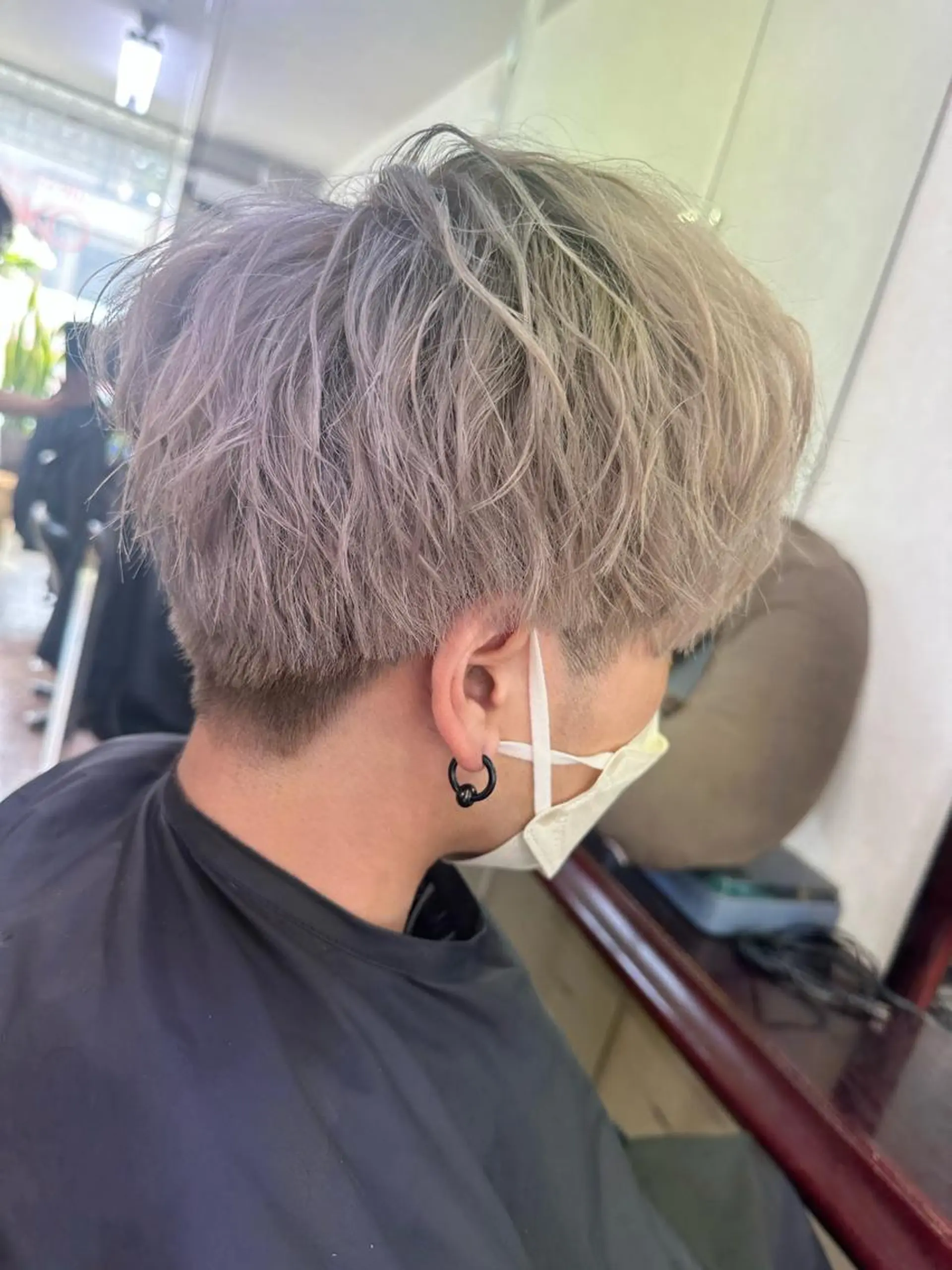 ショート カラー メンズ アッシュ 透明感カラー ホワイトアッシュ 後藤 弓佳のヘアスタイル