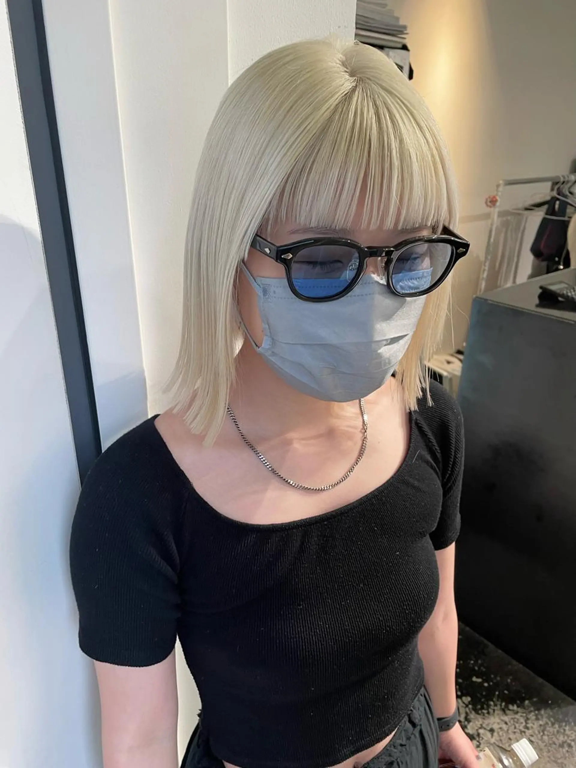 ミディアム カラー パーマ ヘアアレンジ メンズ キッズ ネイル マツエク・マツパ アイブロウ メンズブリーチ ブリーチ 抜きっぱなしブロンド ブロンド ホワイトブロンド ヘアカラー トリートメント 艶ハイトーン/ヘア アレンジAYAKAのヘアスタイル