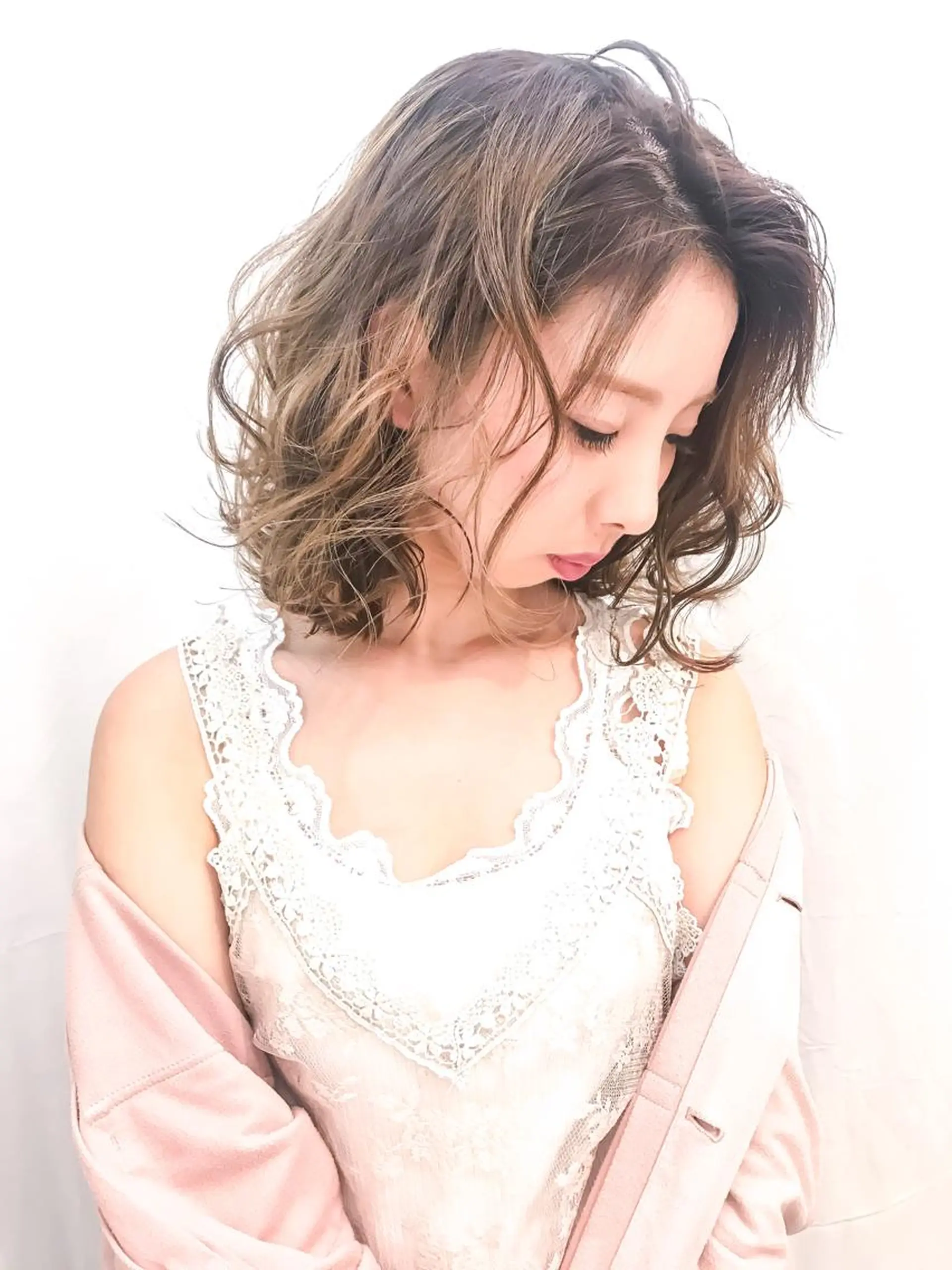 ショート カラー 🇨🇳ワンホンヘア 下田鉄也のヘアスタイル