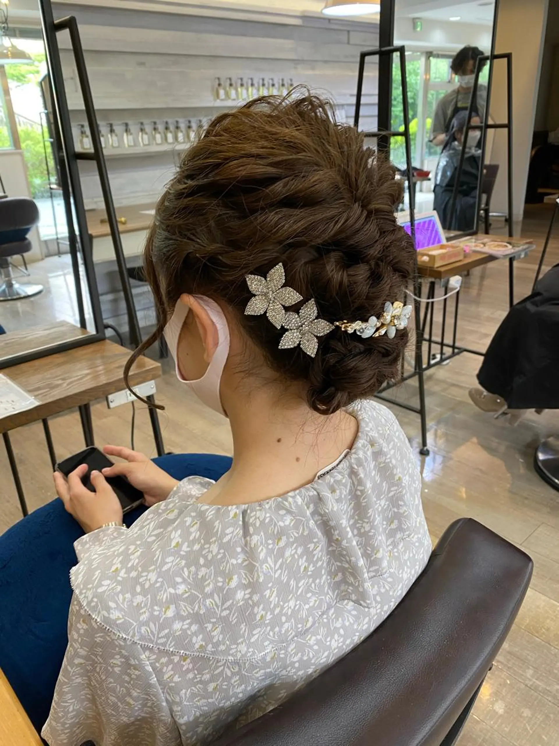 ミディアム ELEN 新百合ヶ丘のヘアスタイル