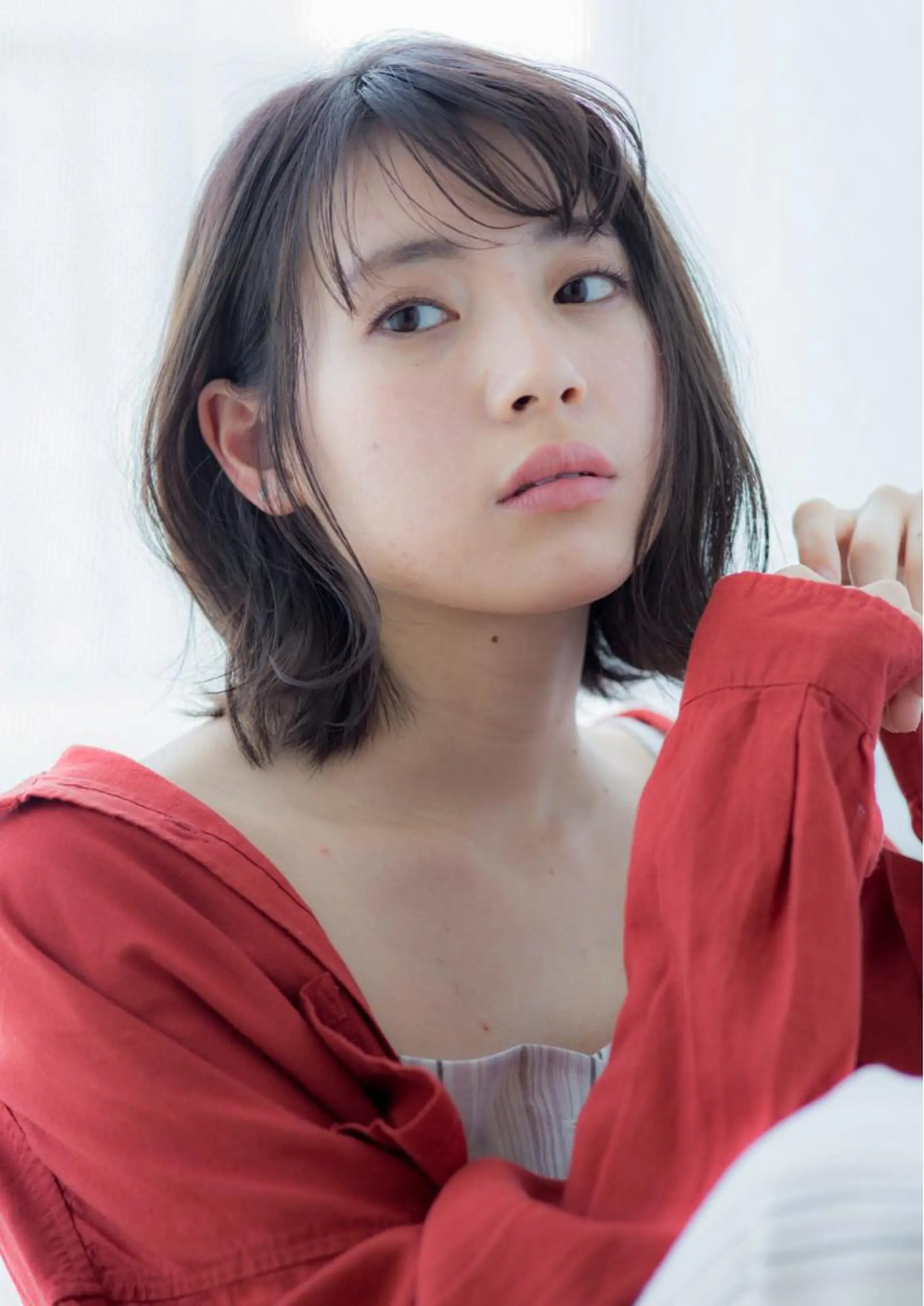 ミディアム カラー パーマ 水原 恵莉香のヘアスタイル