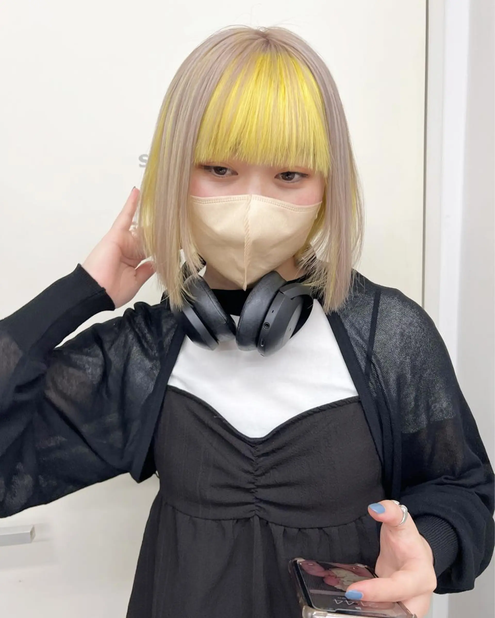 ミディアム デザイン🥇複雑履歴 ハイトーン特化のヘアスタイル