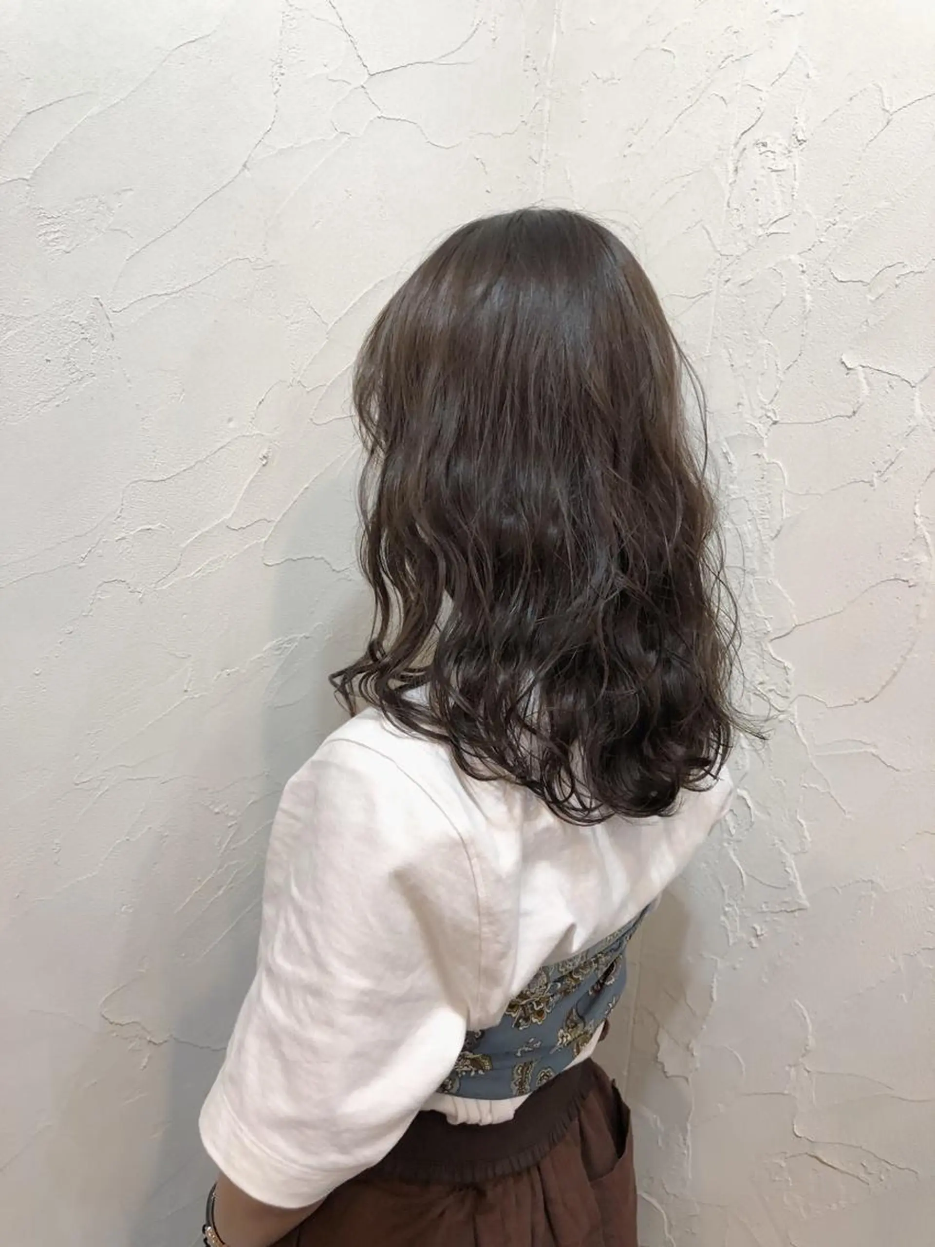 カラー 久力琴音''透明感 カラー''アレンジのヘアスタイル