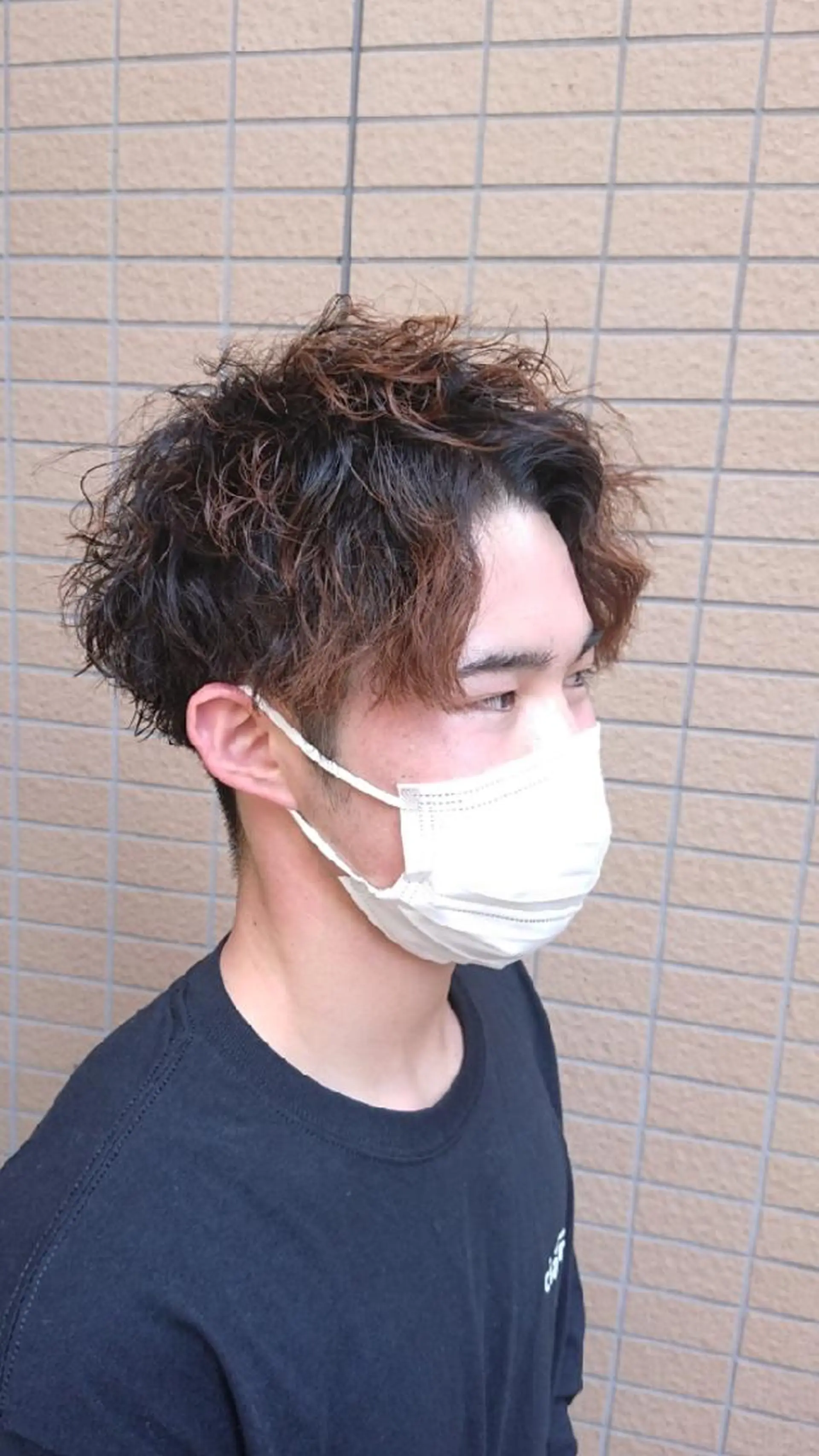 メンズ パーマ メンズパーマ メンズスパイラルパーマ スパイラルパーマ 透明感ハイトーン☆ 今津 佑太のヘアスタイル