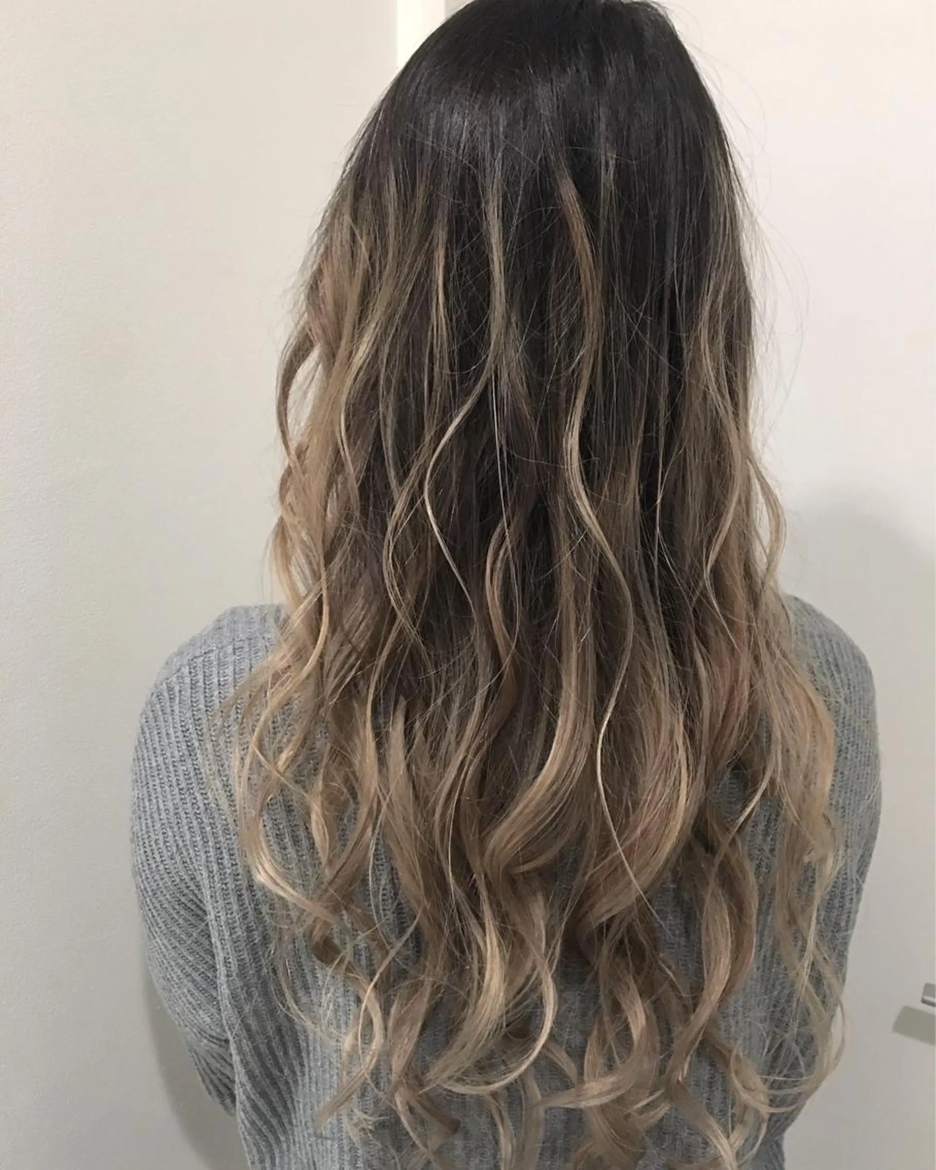 ロング カラー 🌈評価No.1🌈 艶髪カラー❌エクステのヘアスタイル