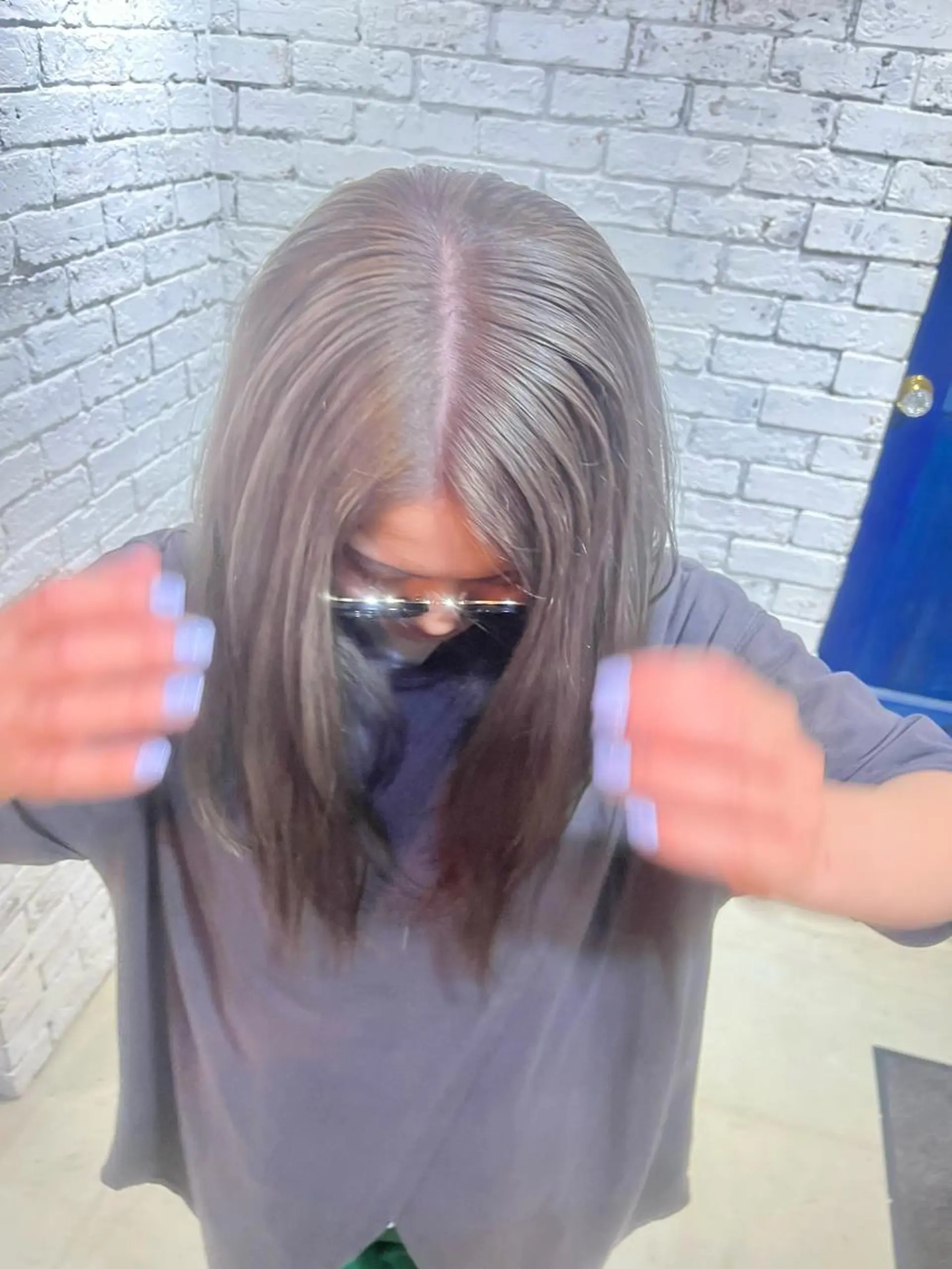 セミロング カラー グレージュ 杉本 直樹のヘアスタイル