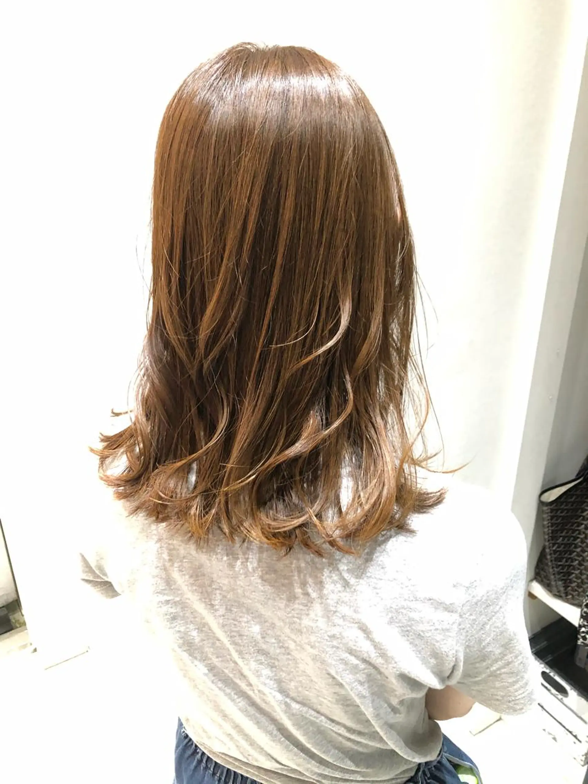 セミロング ヘアカラー トリートメント 🌈透明感カラー 韓 国ヘアこうたろうのヘアスタイル