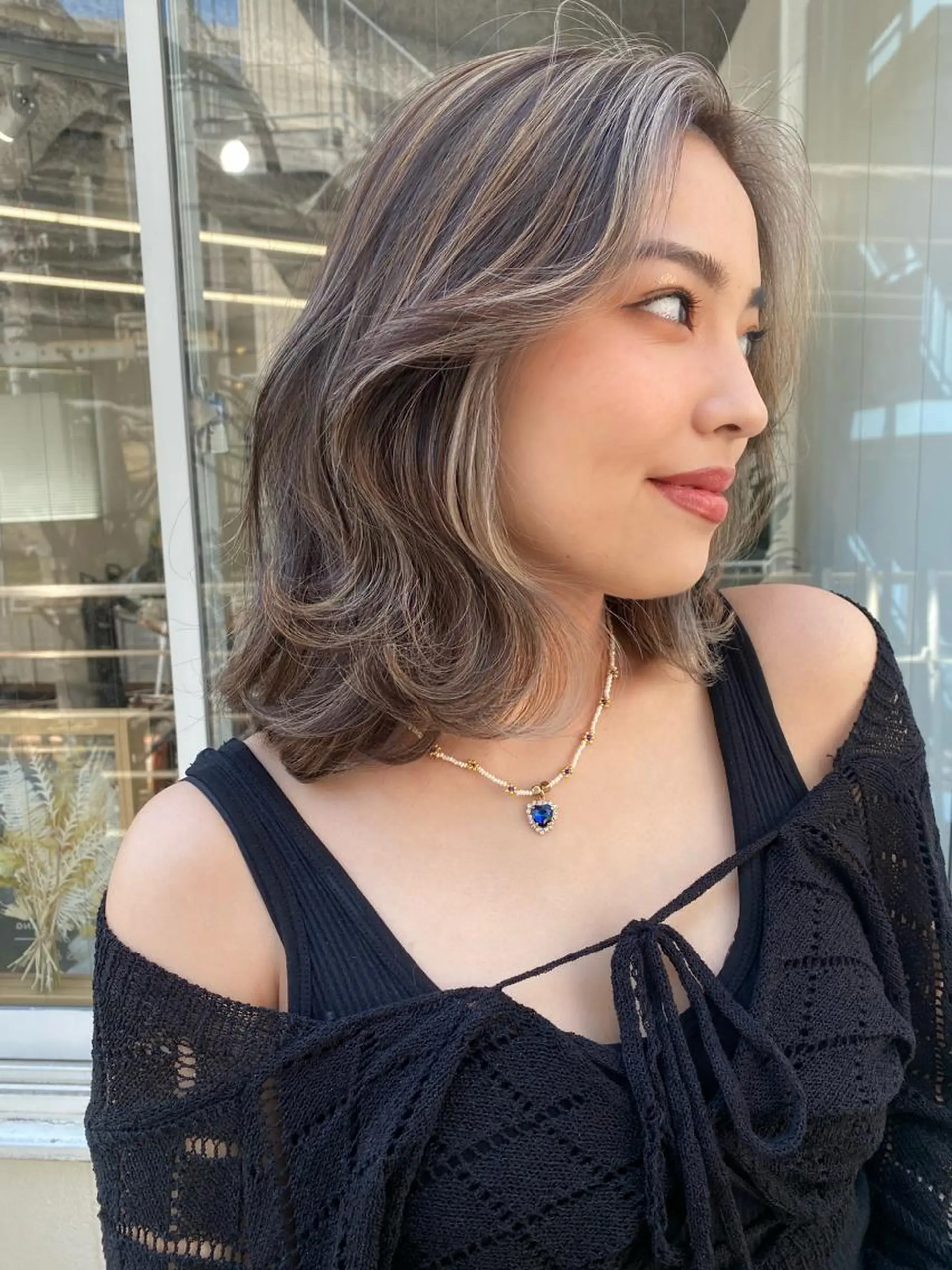 ミディアム カラー カット ヘアカラー トリートメント ヘッドスパ 韓国風×透明感カラー 髪質改善オタベシンヤのヘアスタイル