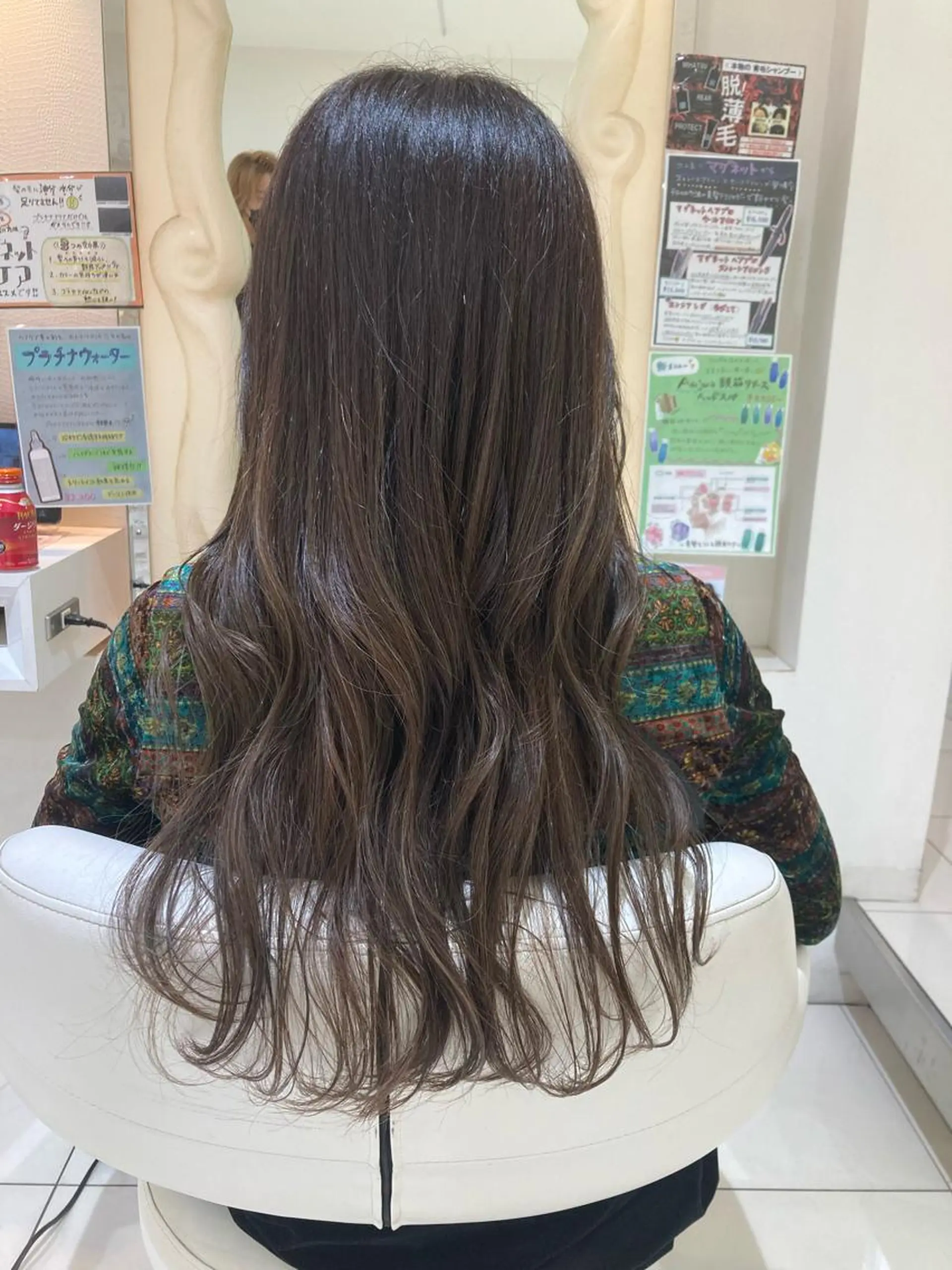 ロング カラー 後輩のモデル募集中 河端　麻佑のヘアスタイル