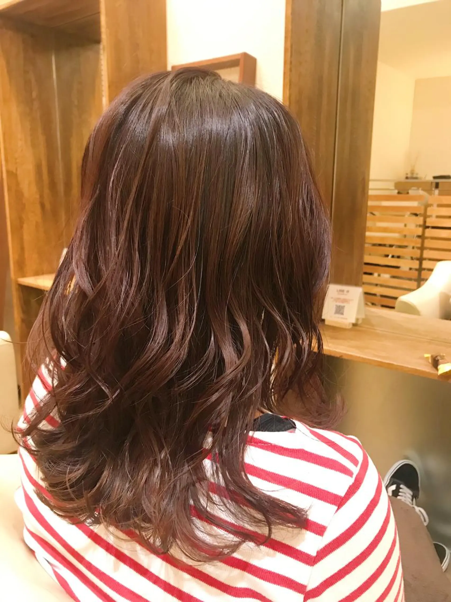 ミディアム カラー バイオレットカラー ヘアカラー トリートメント 鈴木 奈波のヘアスタイル