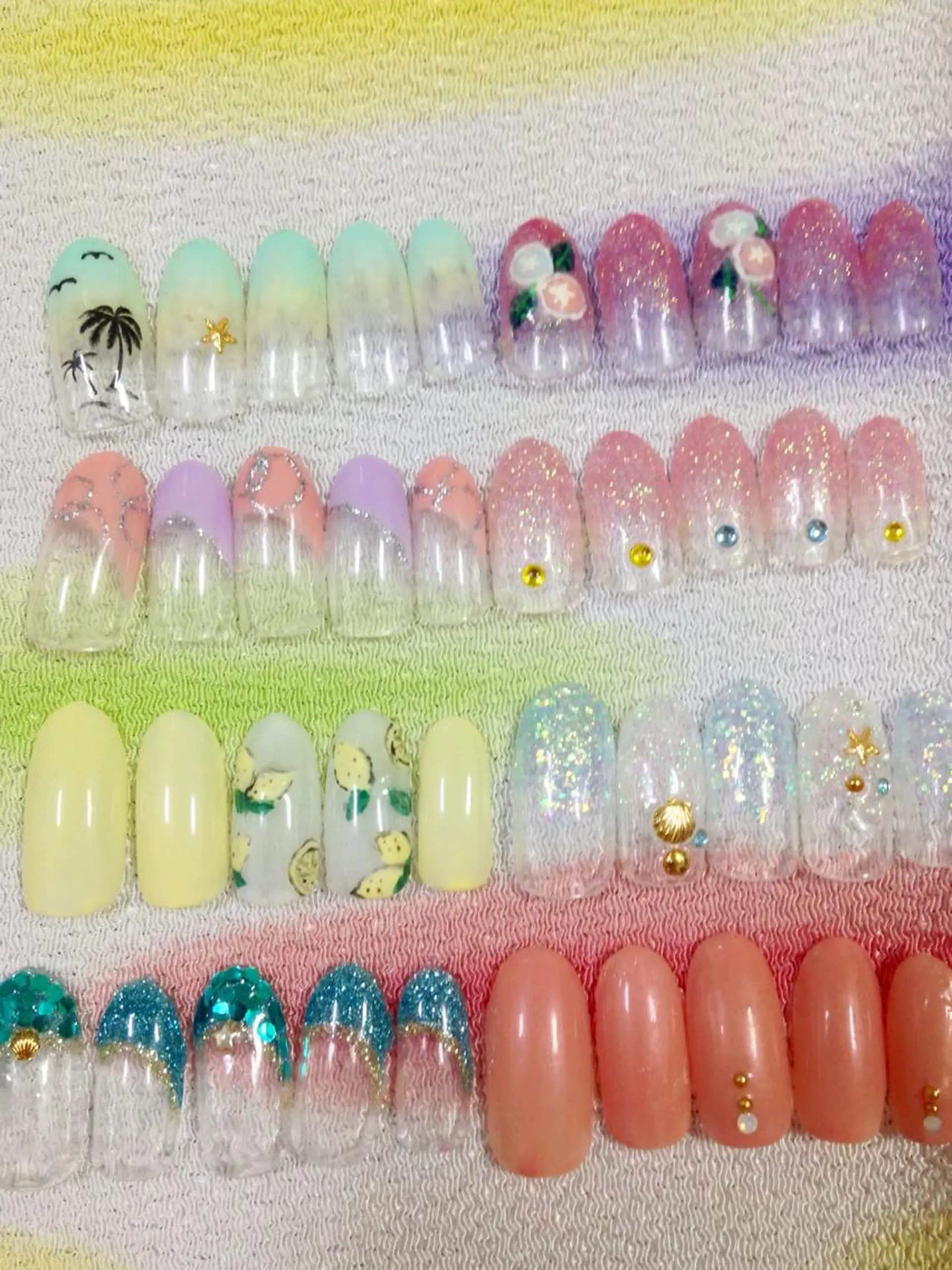 ネイル ジェルネイル リラネイル所属・福田 美代子のネイルデザイン