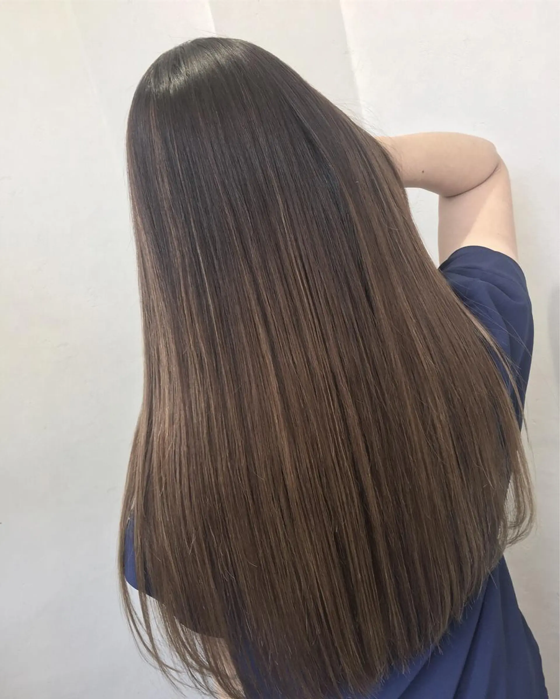 ロング カット ヘアカラー ブリーチ毛縮毛矯正 👑山口のヘアスタイル