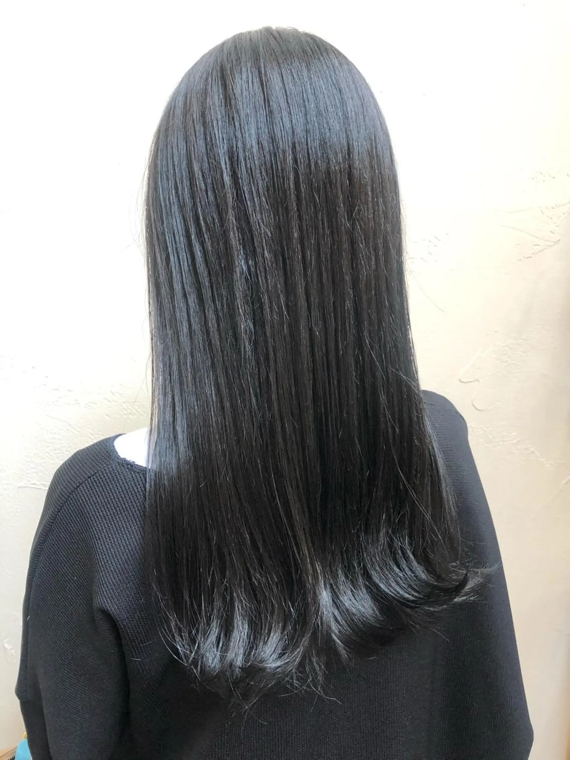 ロング カラー ネイビーカラー luve heart's And Be  minamisemba所属・脇坂 佳世の眉毛・アイブロウイメージ