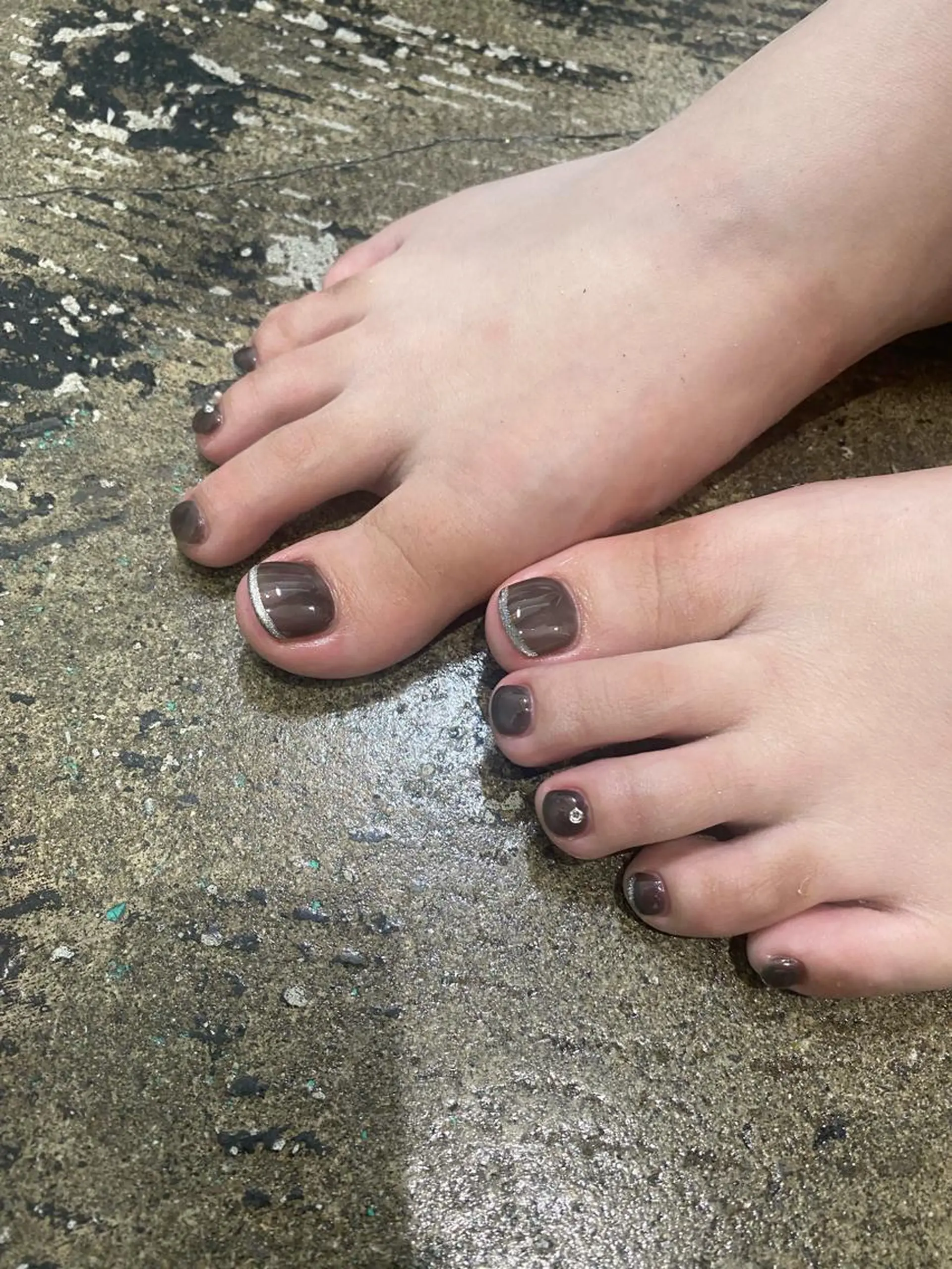 ネイル ♱˖⁺ 𝒎𝒐𝒑𝒊 ⁺のネイルデザイン