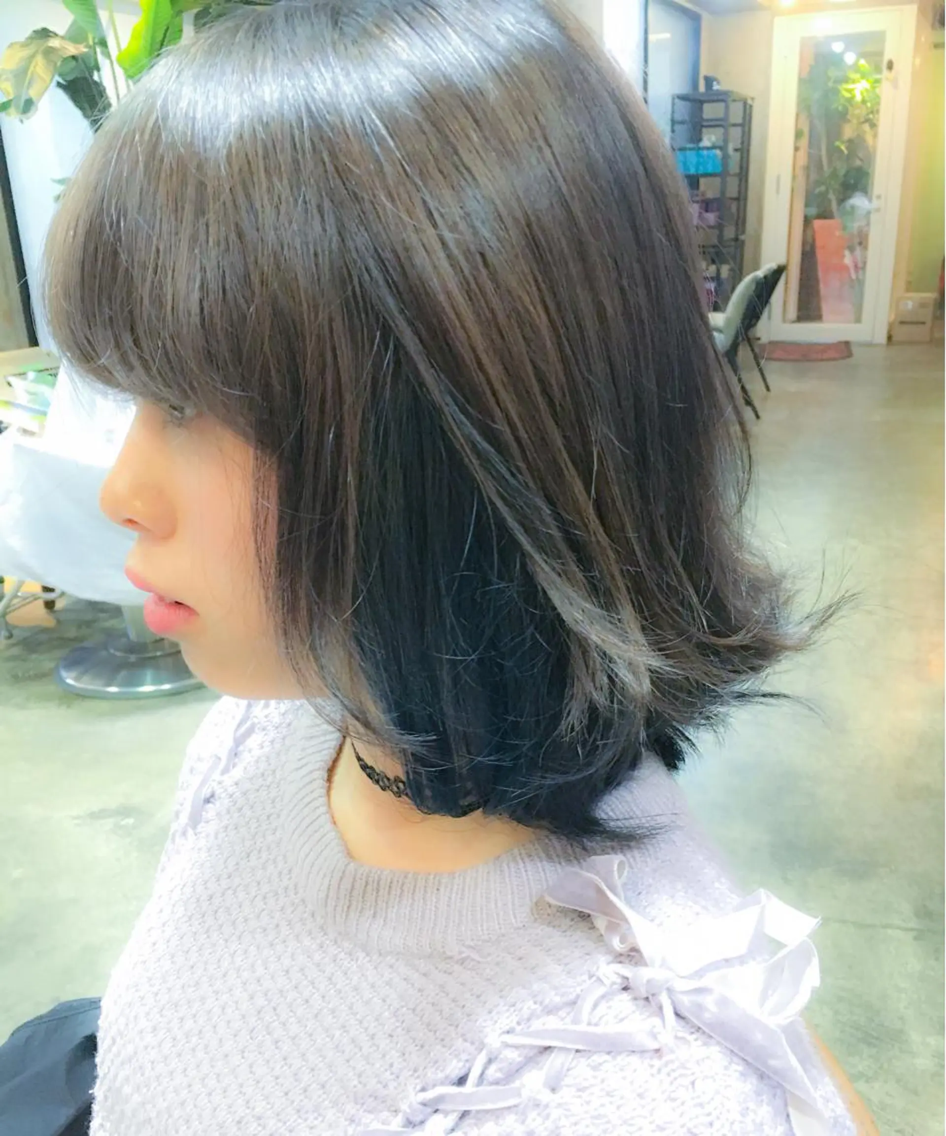 ショート カラー ブルーカラー グレージュ 北條 優輝のヘアスタイル