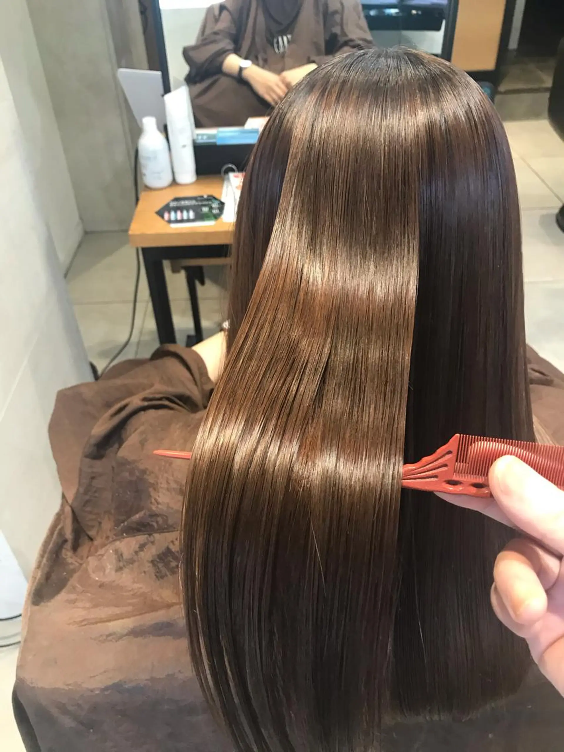 セミロング Emerge渋谷店　［エマージュ］所属・美髪縮毛矯正No1 toshiのヘアスタイル