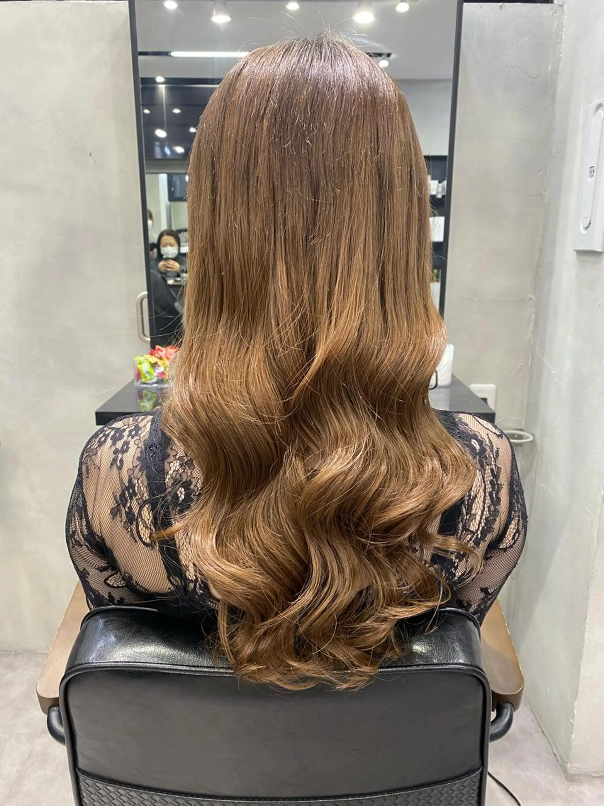 セミロング カラー ヘアアレンジ ショートボブ 編み込みエクステ シールエクステ セミロングパーマ バレイヤージュ LAVENDIA Azabu所属・LAVENDIA 初音のヘアスタイル