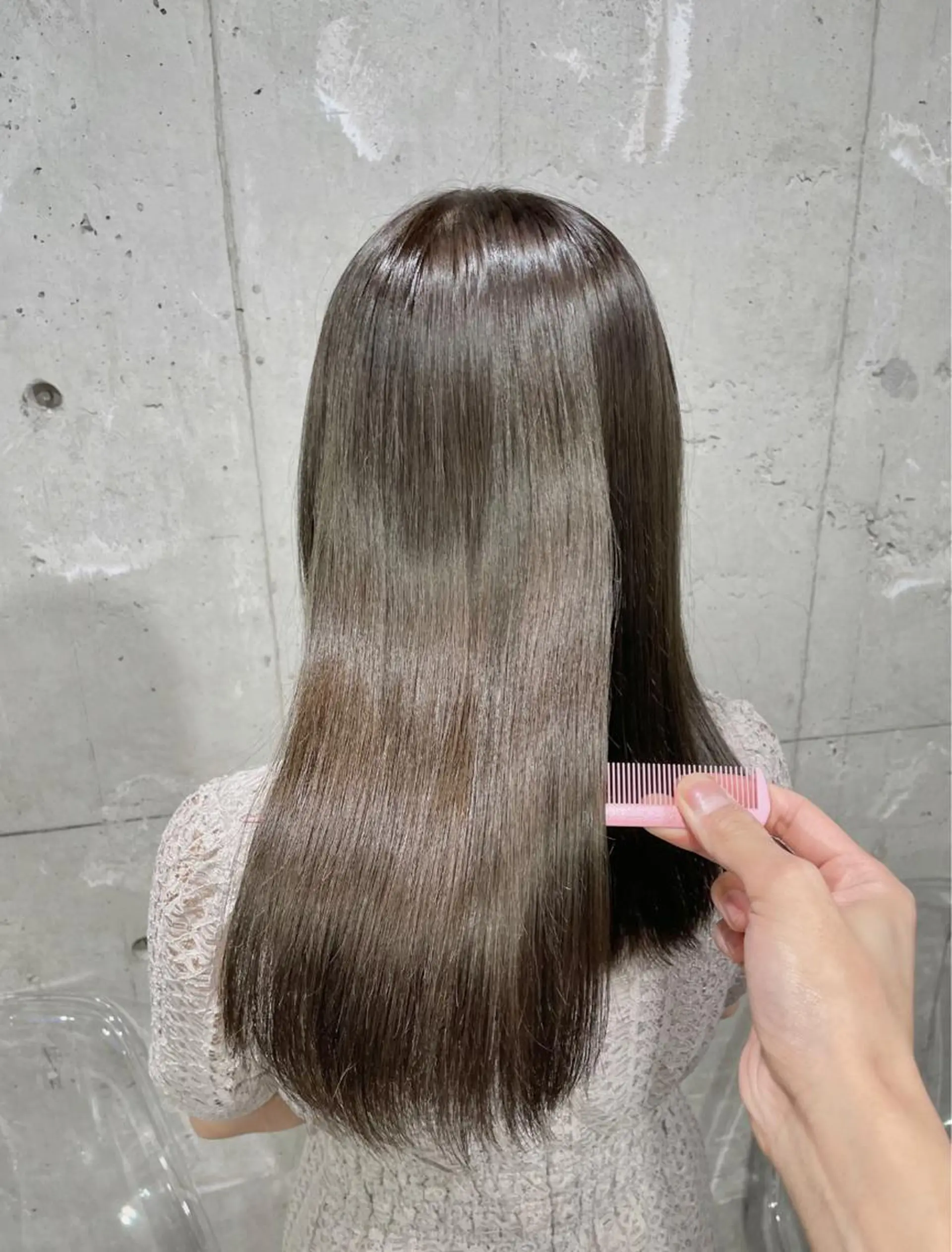 ロング カラー カット ヘアカラー トリートメント ヘッドスパ ヘアセット ベージュカラー💖 やすひろのヘアスタイル