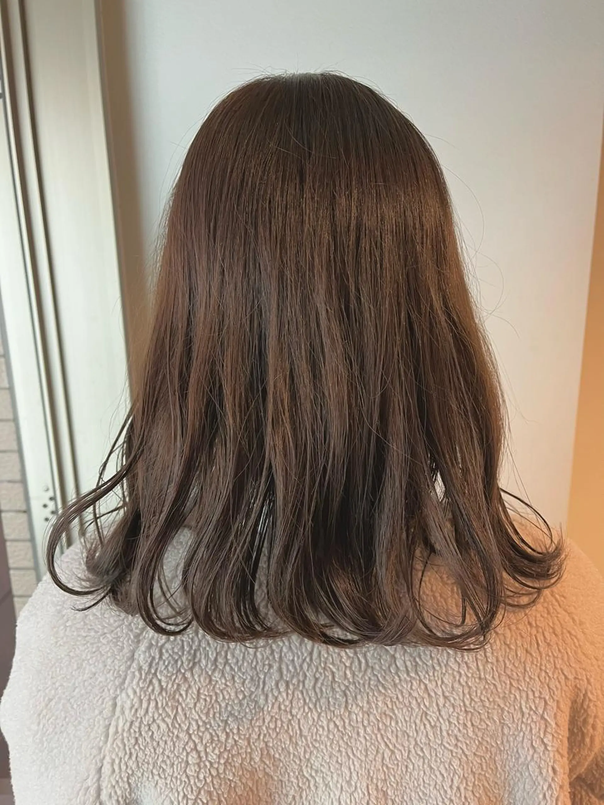 ミディアム カラー カット ヘアカラー うしだ かおるのヘアスタイル