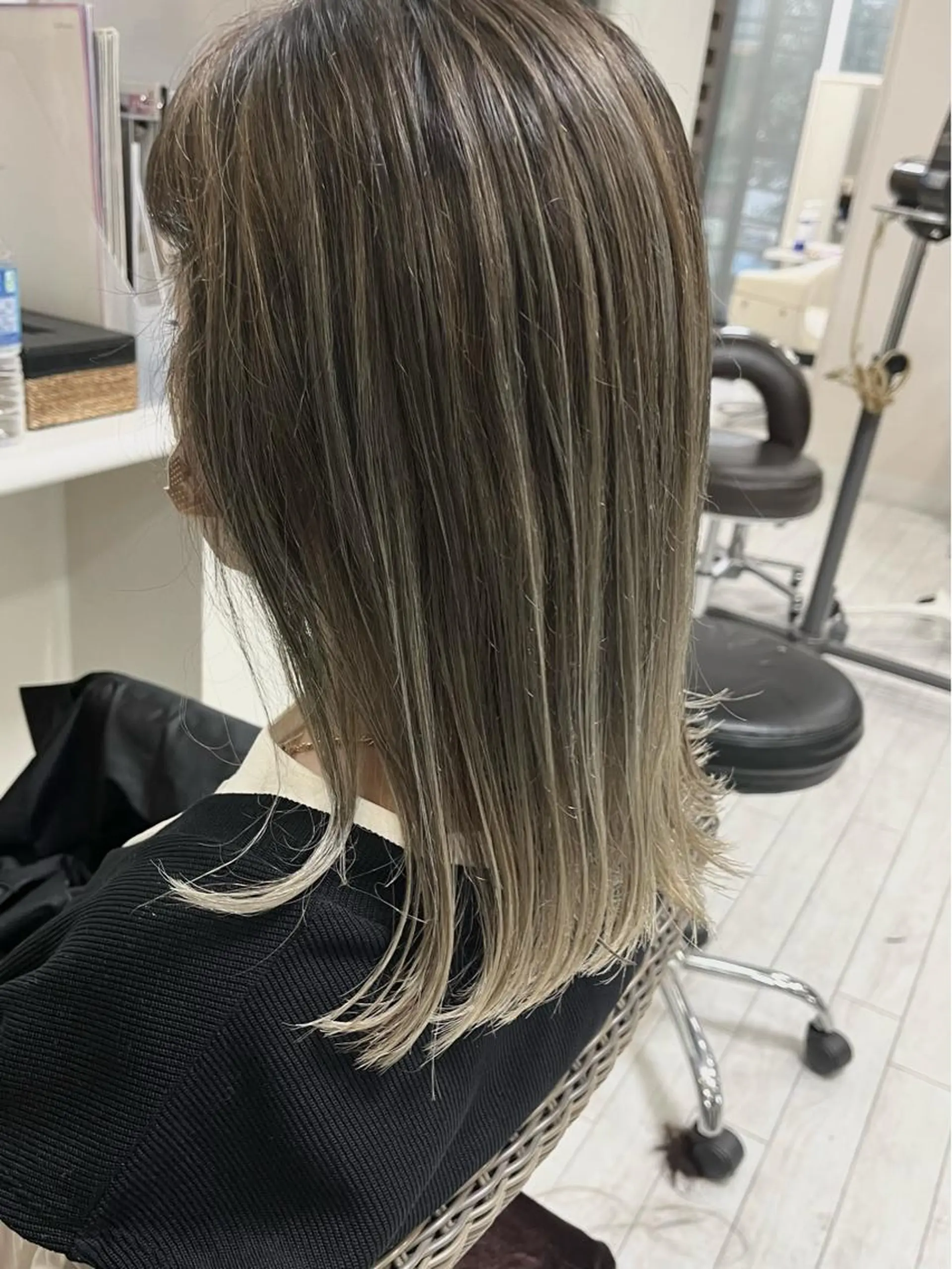 ミディアム カラー バレイヤージュ レイヤーカット カット ヘアカラー トリートメント ママ美容師 ＊ヒマワリのヘアスタイル