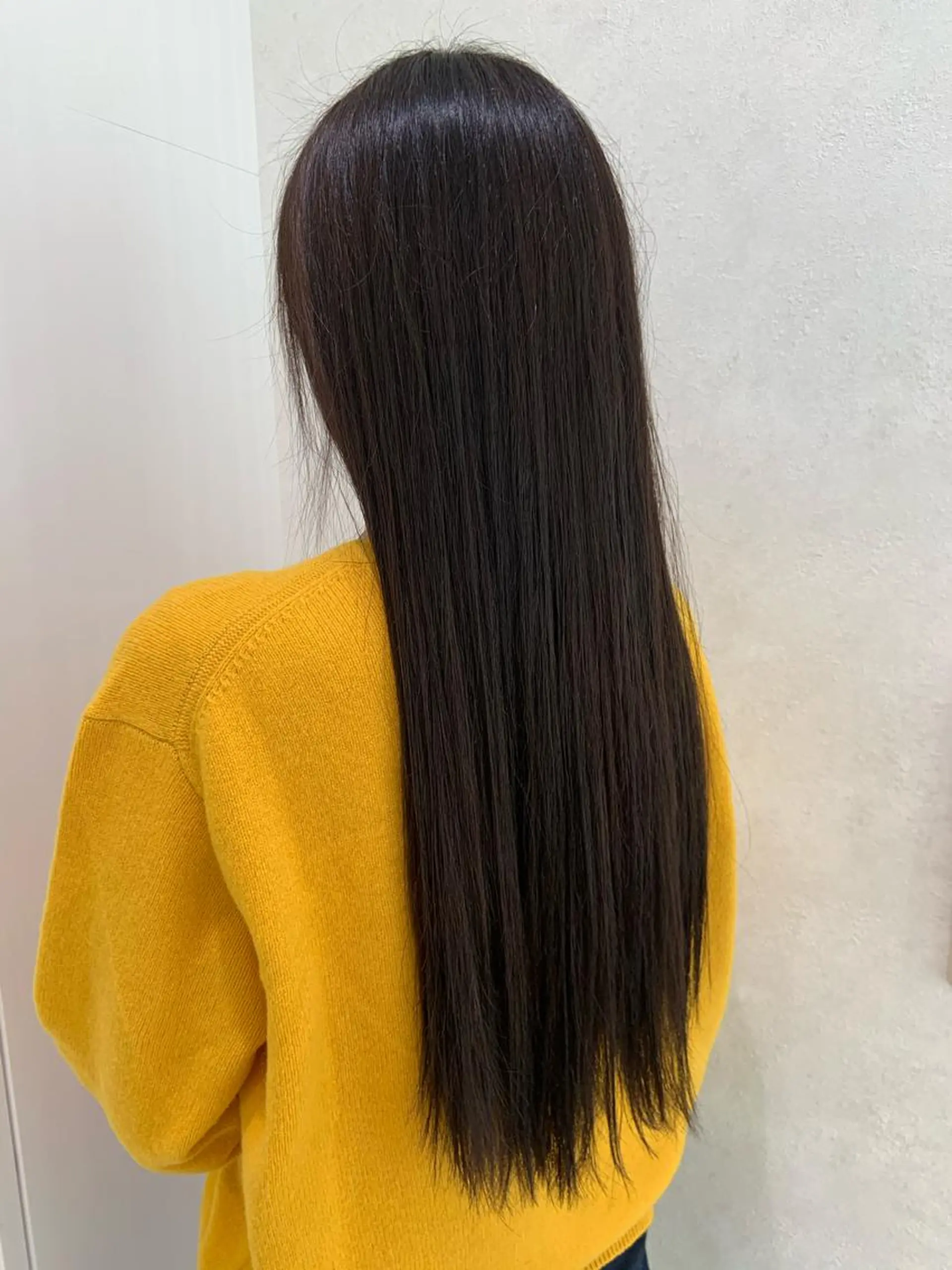 ロング カラー ハイトーンカラー🤍 山下 優華のヘアスタイル