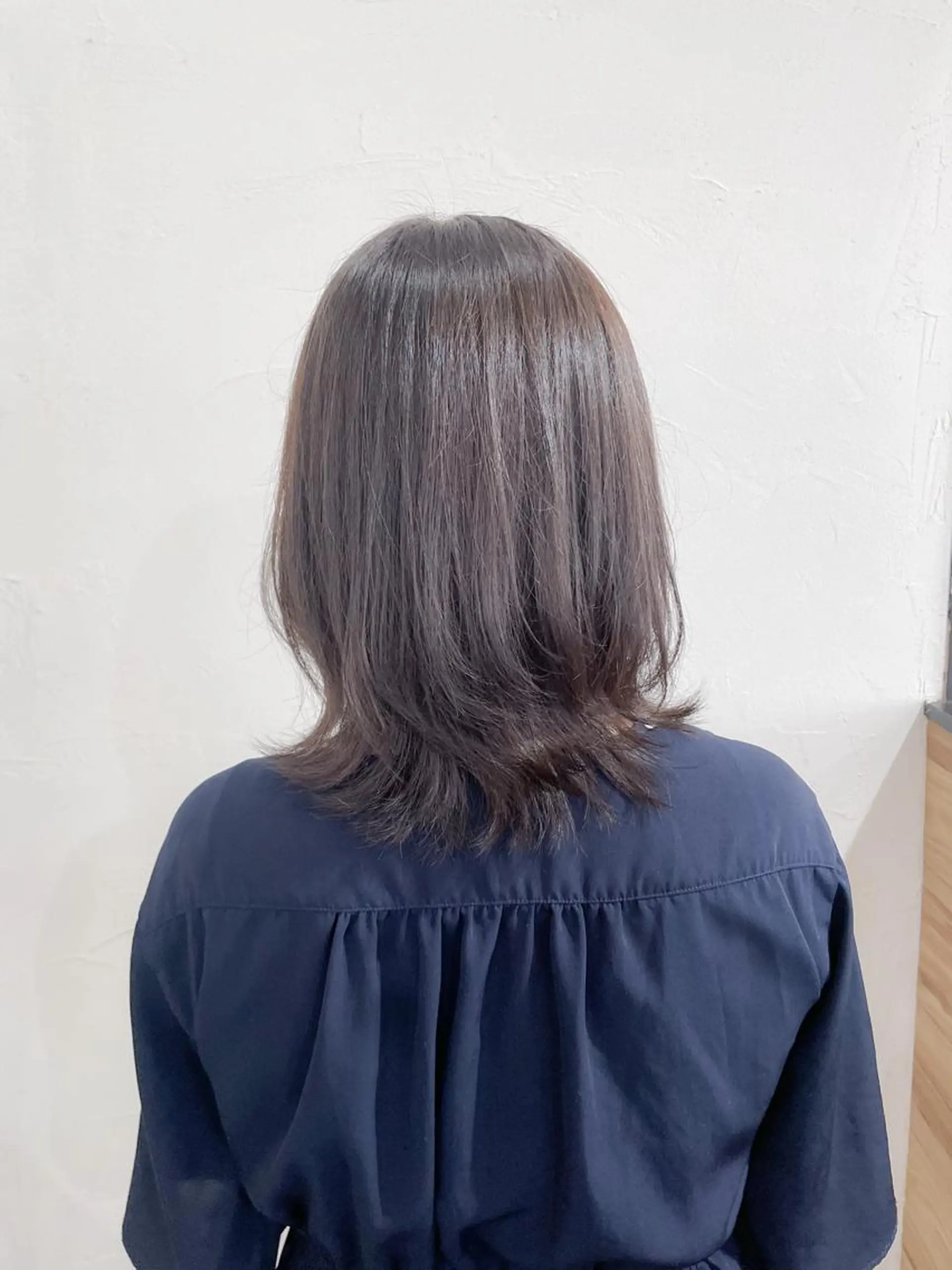 ミディアム カラー くびれヘア カット ヘアカラー トリートメント かんばら りょーいのヘアスタイル