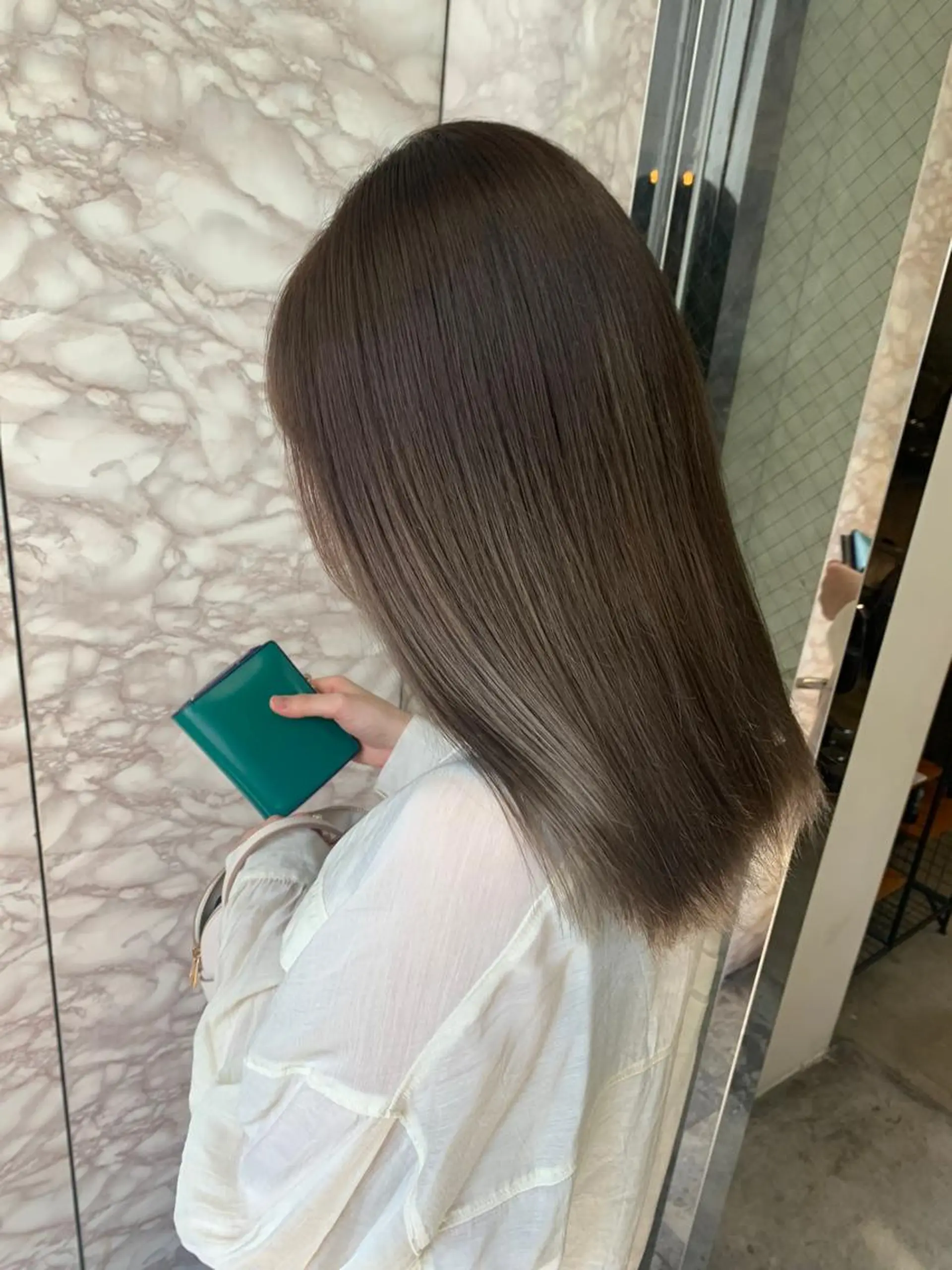 ミディアム カラー グレージュカラー🤎 mai🤎のヘアスタイル