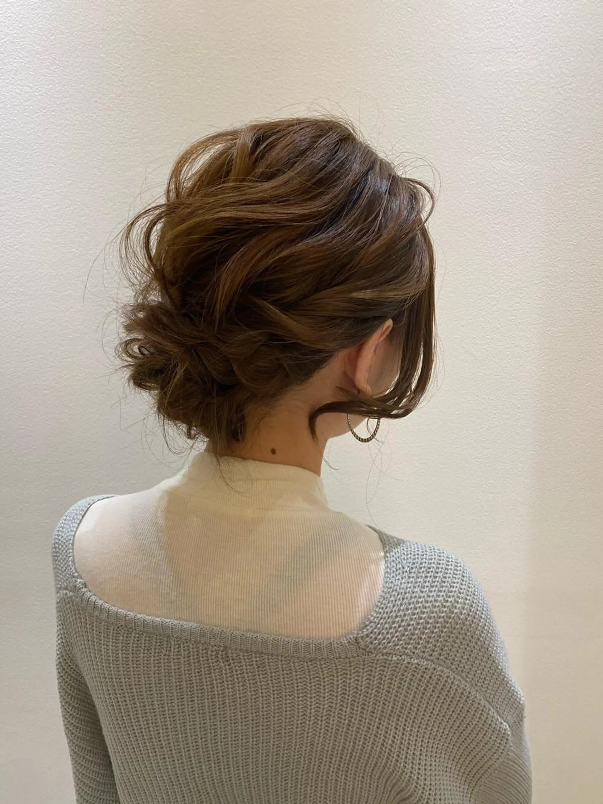 ミディアム カラー パーマ ヘアアレンジ キッズ ネイル マツエク・マツパ ヘアセット モリモト サナのヘアスタイル