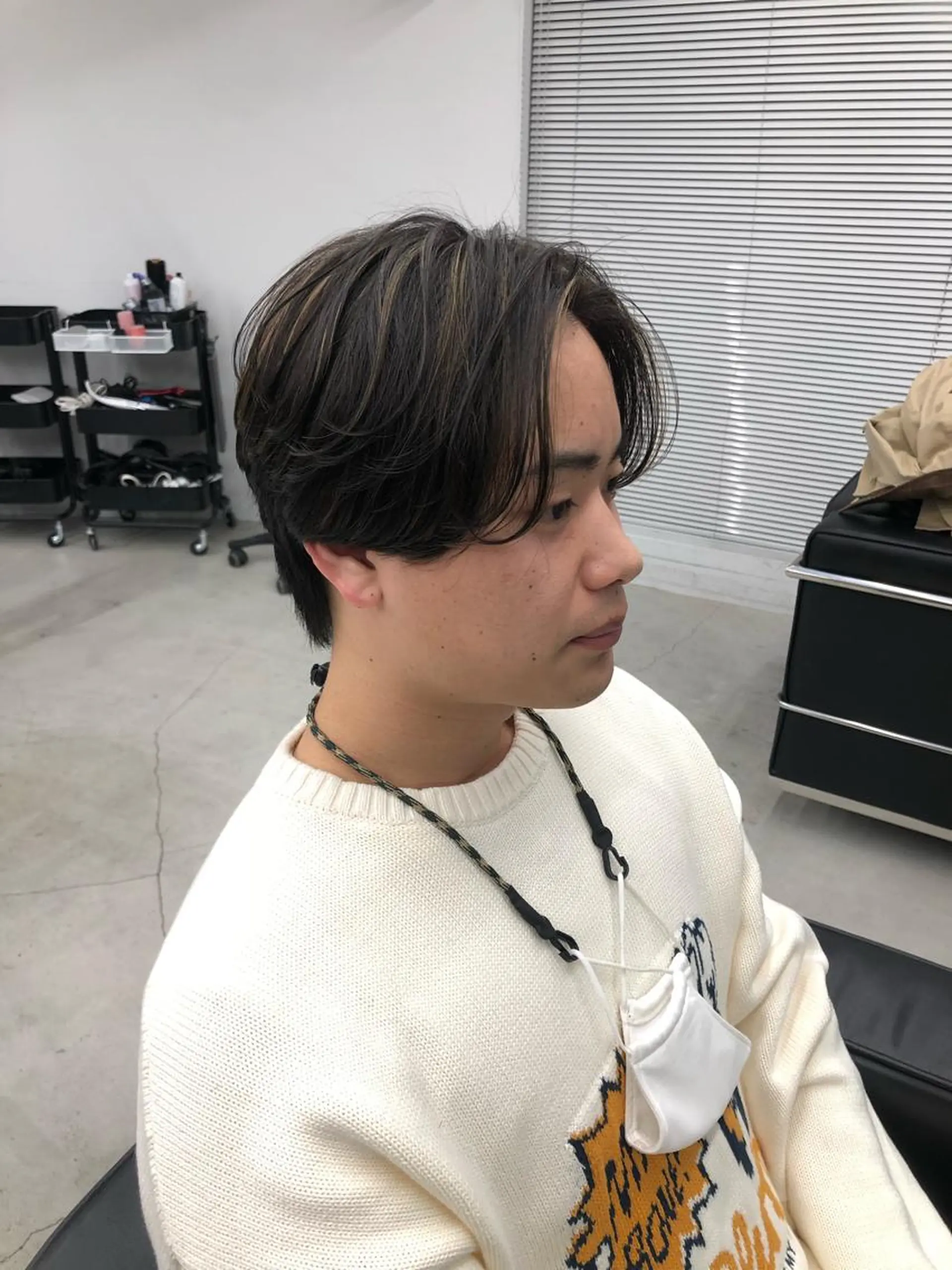 ショート カラー メンズ センターパート メンズハイライト ハイライトカラー ハイライト 🌼渋谷韓国レイヤー 桑尾幸奈🌼のヘアスタイル