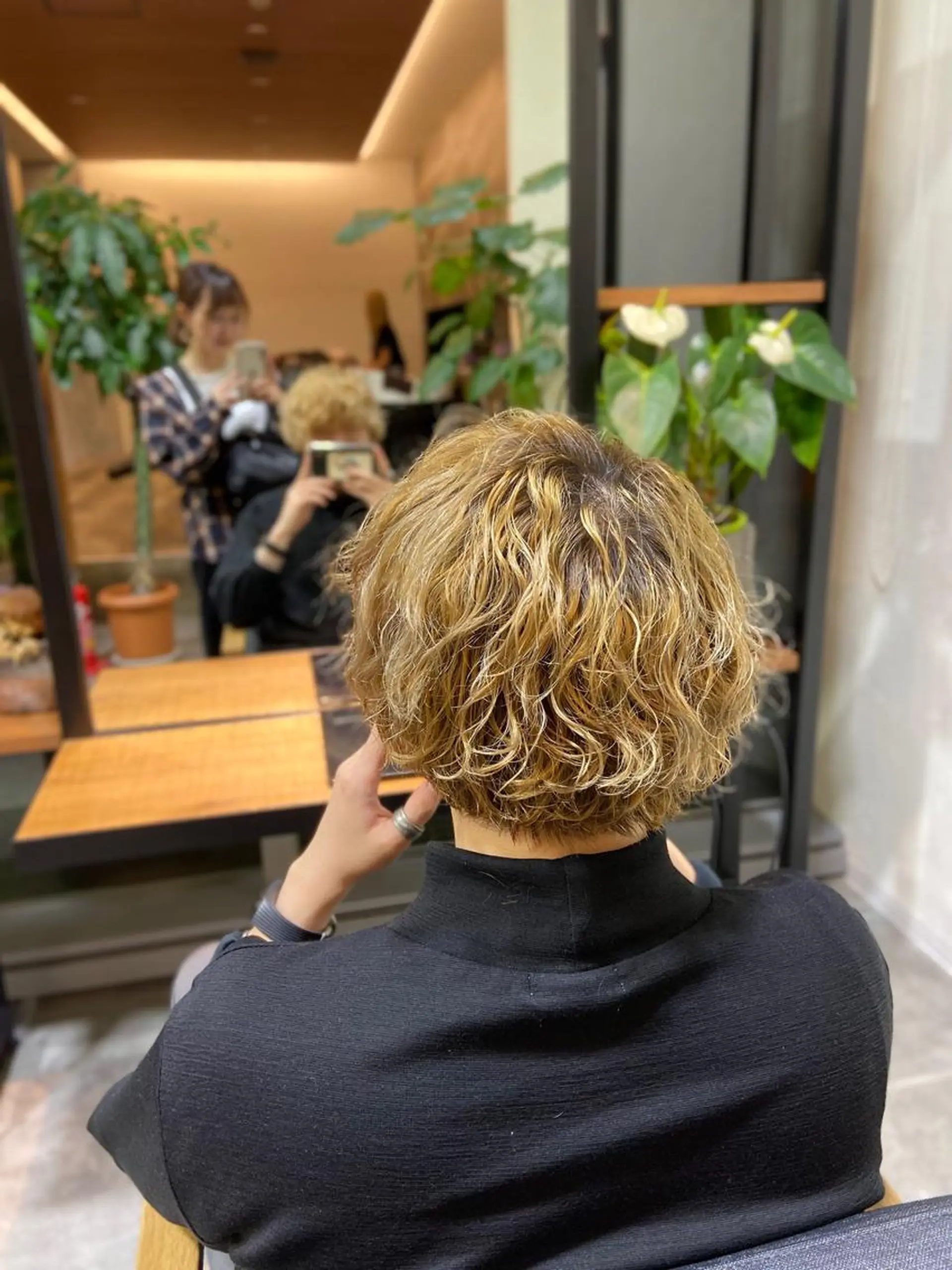 パーマ メンズ メンズブリーチ マッシュ メンズパーマ 暗髪/艶髪/Ono .のヘアスタイル