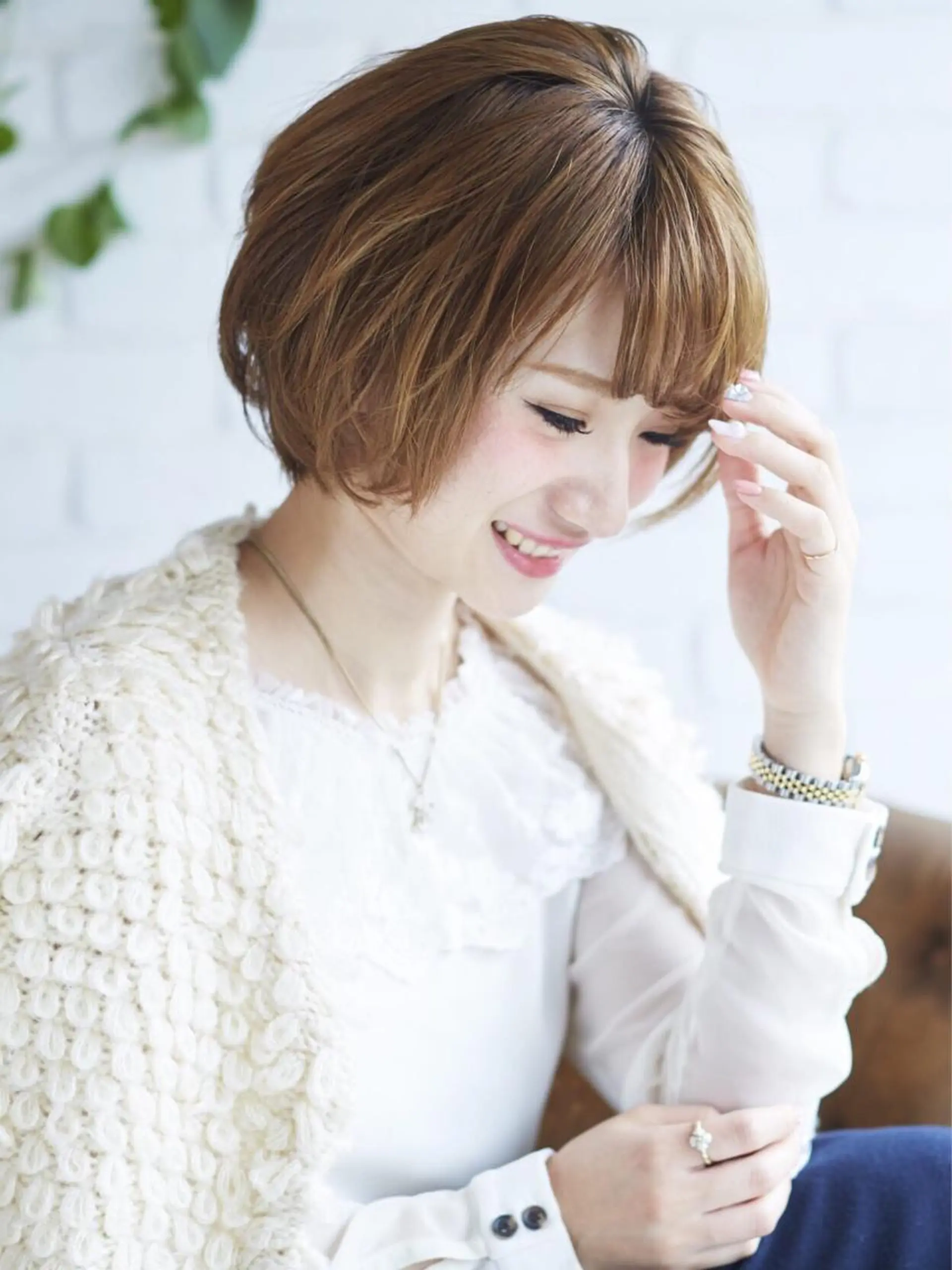 ショート BEBE所属・ご新規様限定 透明感カラーKANAのヘアスタイル