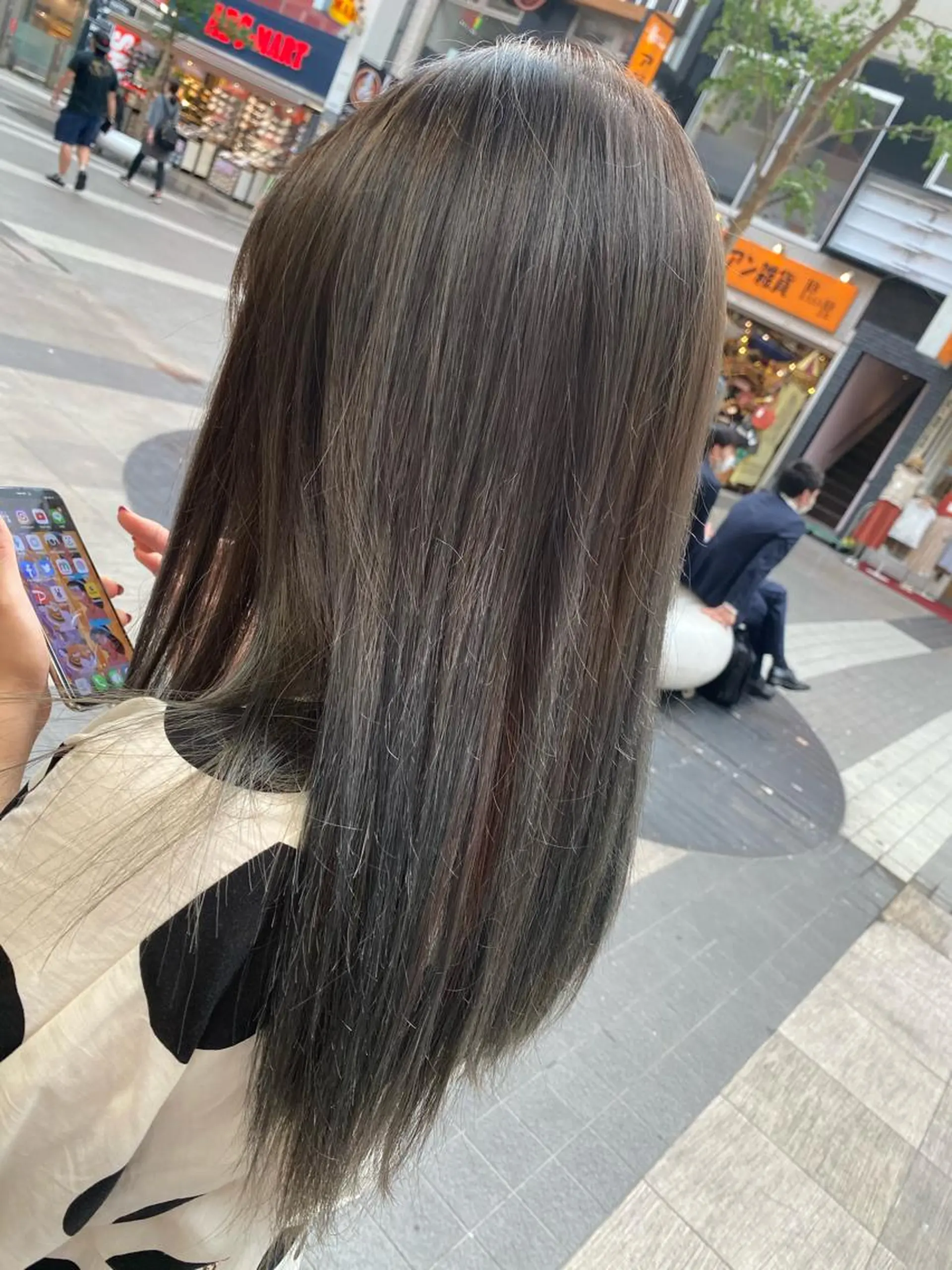 トリートメント ヘアメイクearth熊本嘉島所属・高岡 杏実のヘアスタイル