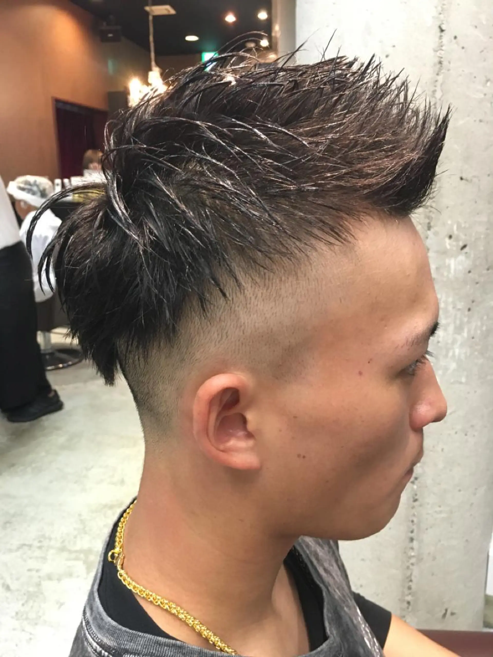 ショート メンズ モヒカン カット AUTHENTIC private mens hair salon所属・完全個室マンツーマン メンズサロン草野貴樹のヘアスタイル