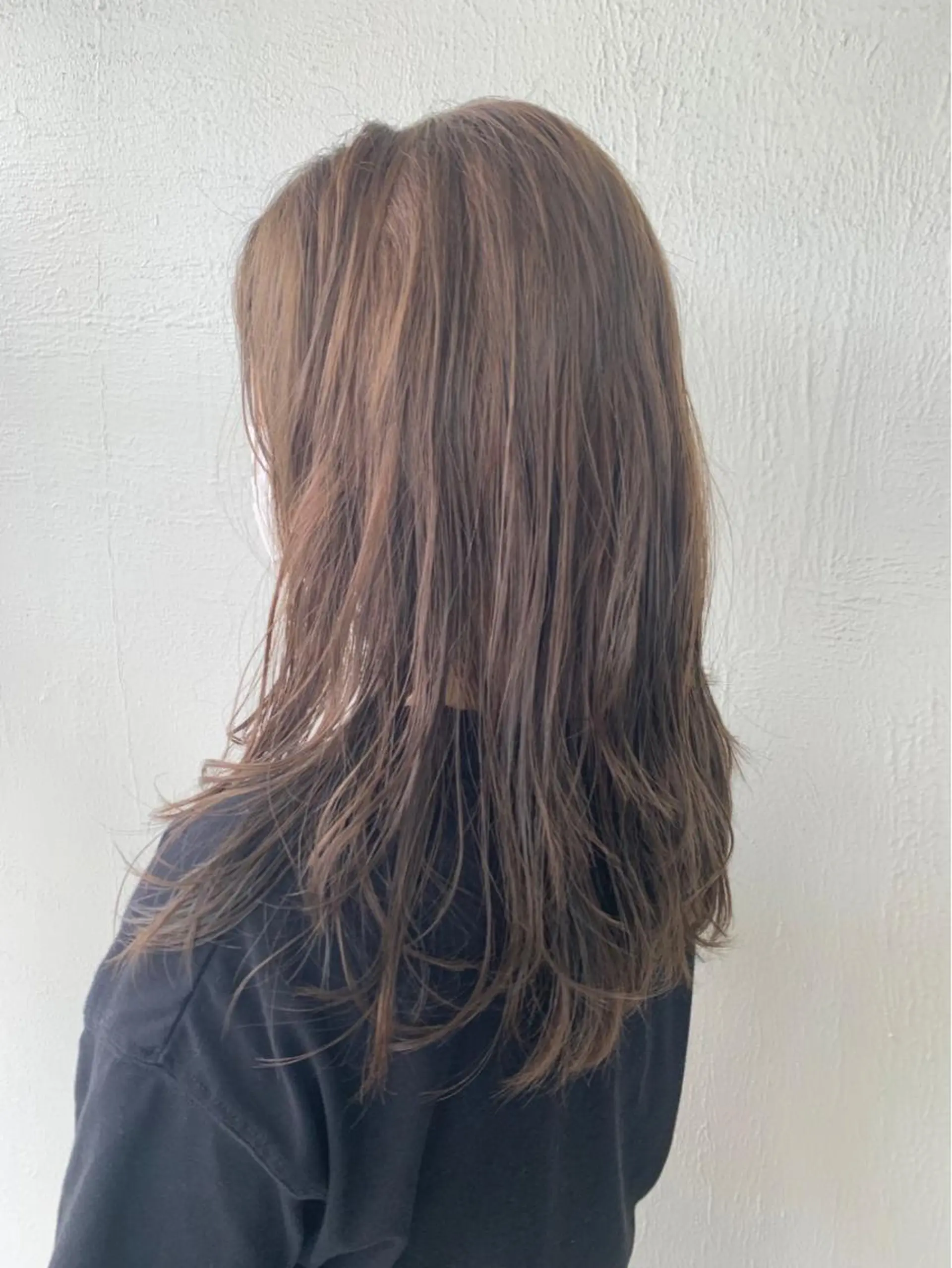 カラー LadA hair.makeのヘアスタイル