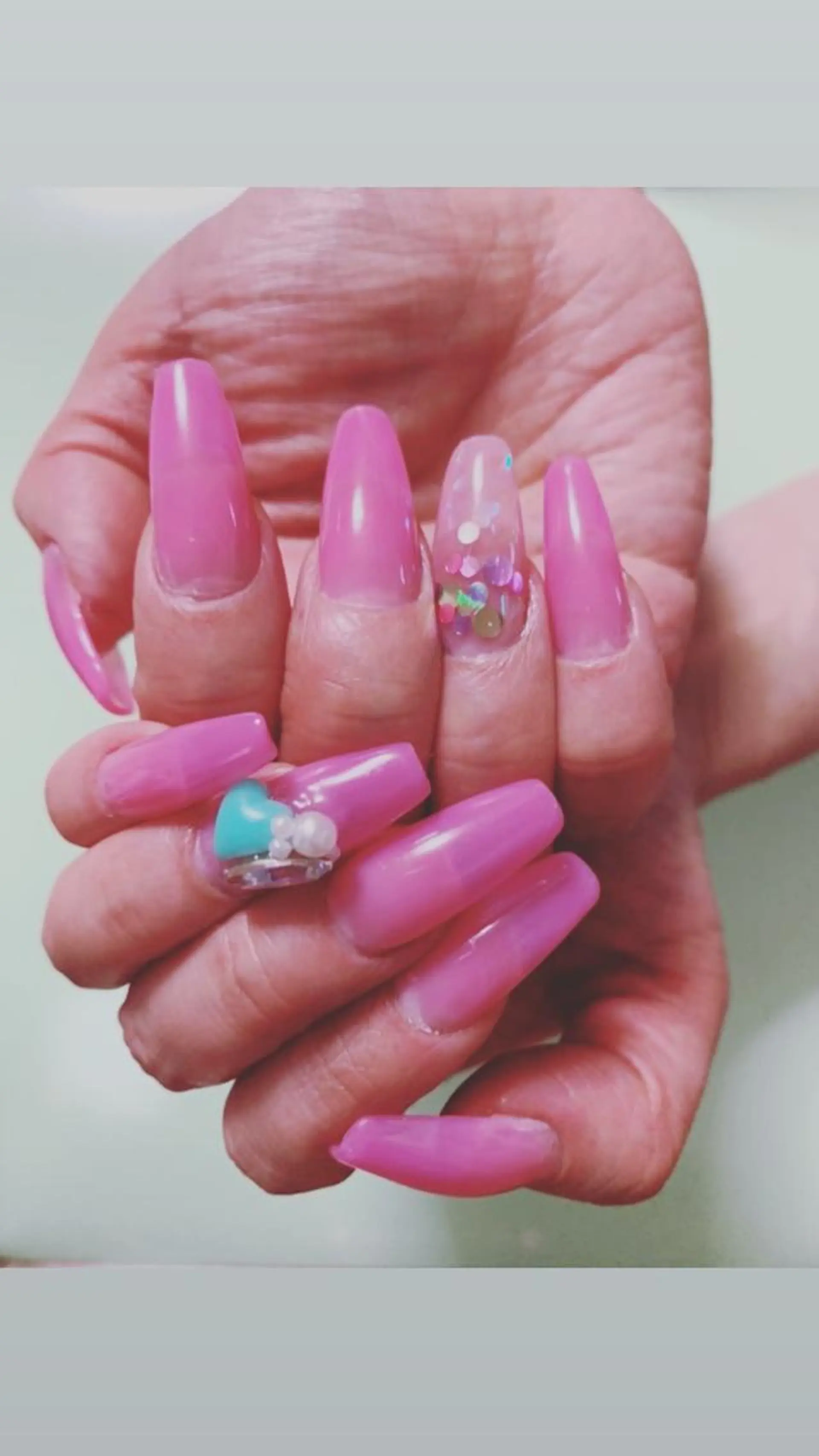 ネイル アートネイル 大分市都町のサロン in NUDGEのネイルデザイン