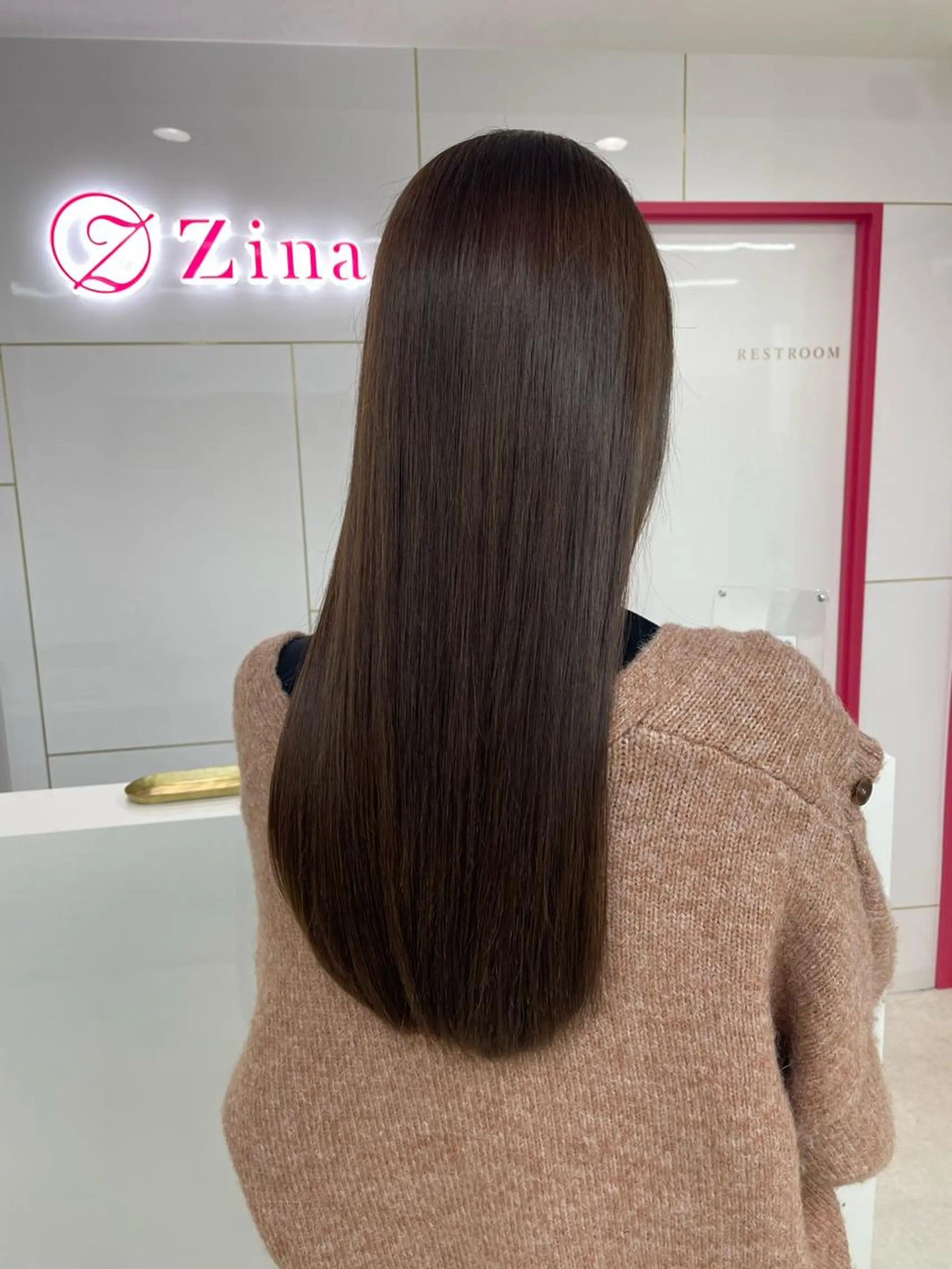 ロング カラー カット ヘアカラー トリートメント 冨木 雄斗のヘアスタイル