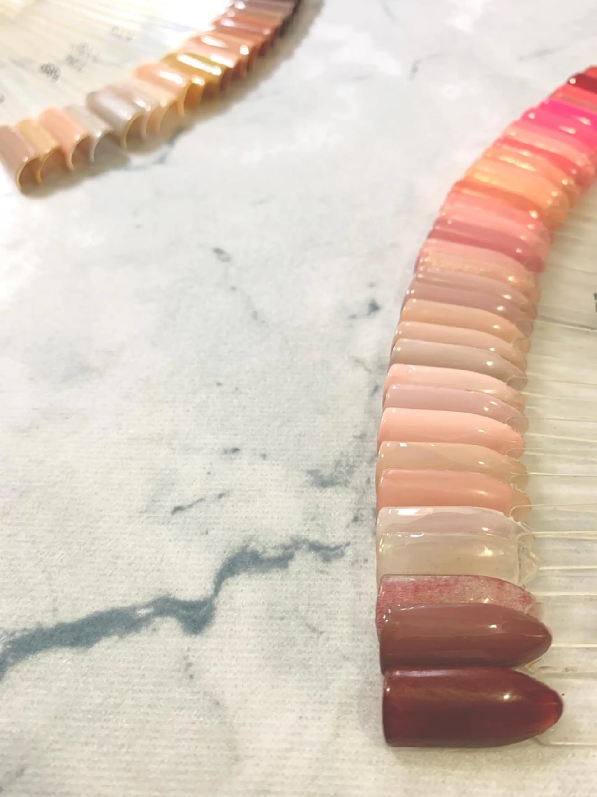 ネイル ku-to所属・林 志帆子【en2号店】のマツエク・マツパデザイン