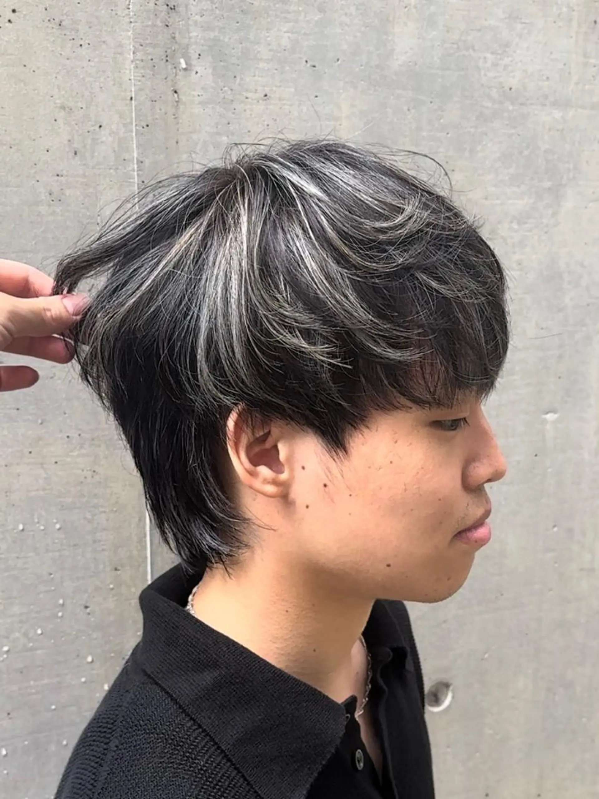 メンズ 透明感ブリーチ/ メンズパーマのヘアスタイル