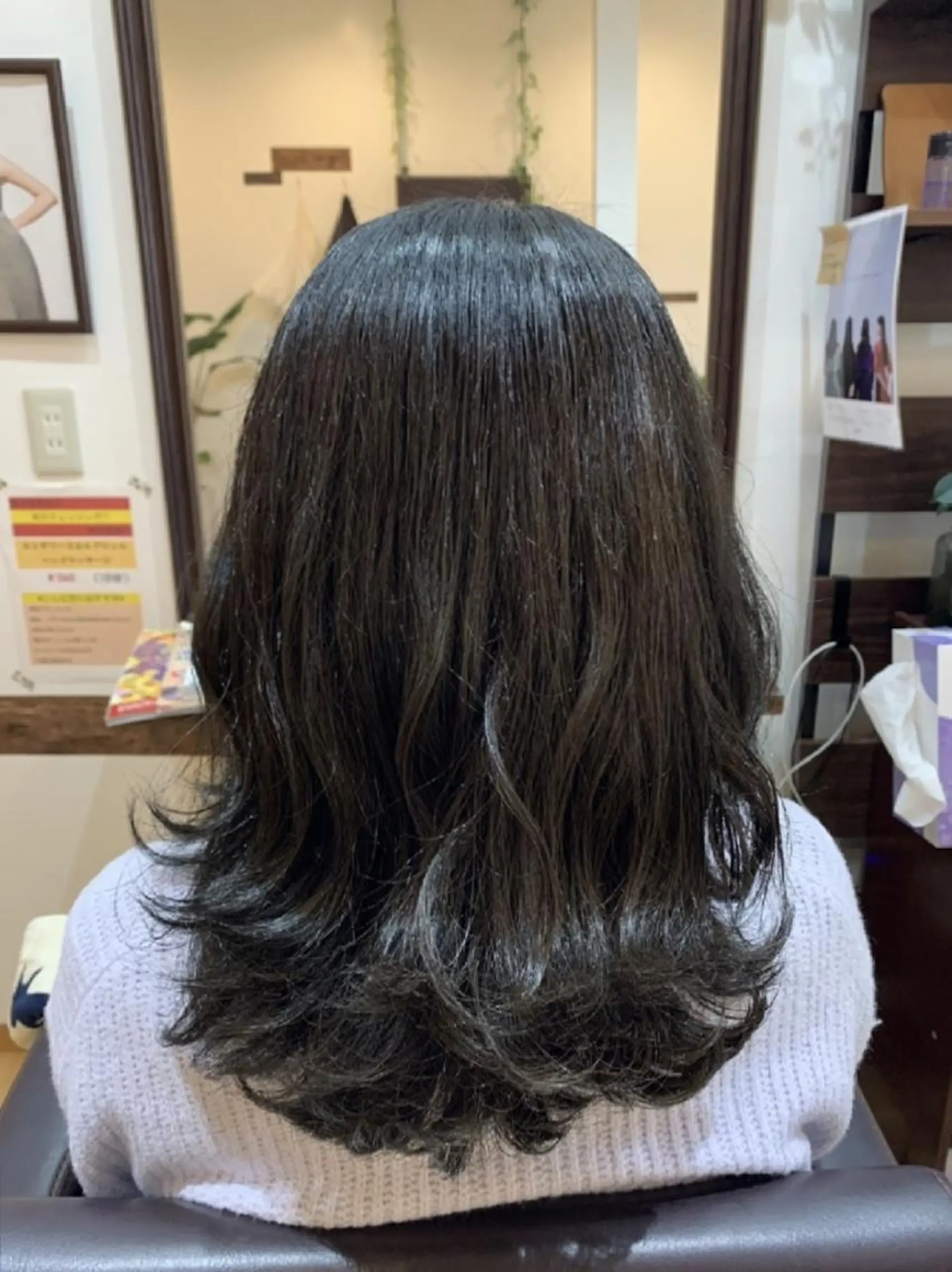 ロング カラー アッシュ ベージュカラー SUGAR所属・サトウ シューイチのヘアスタイル