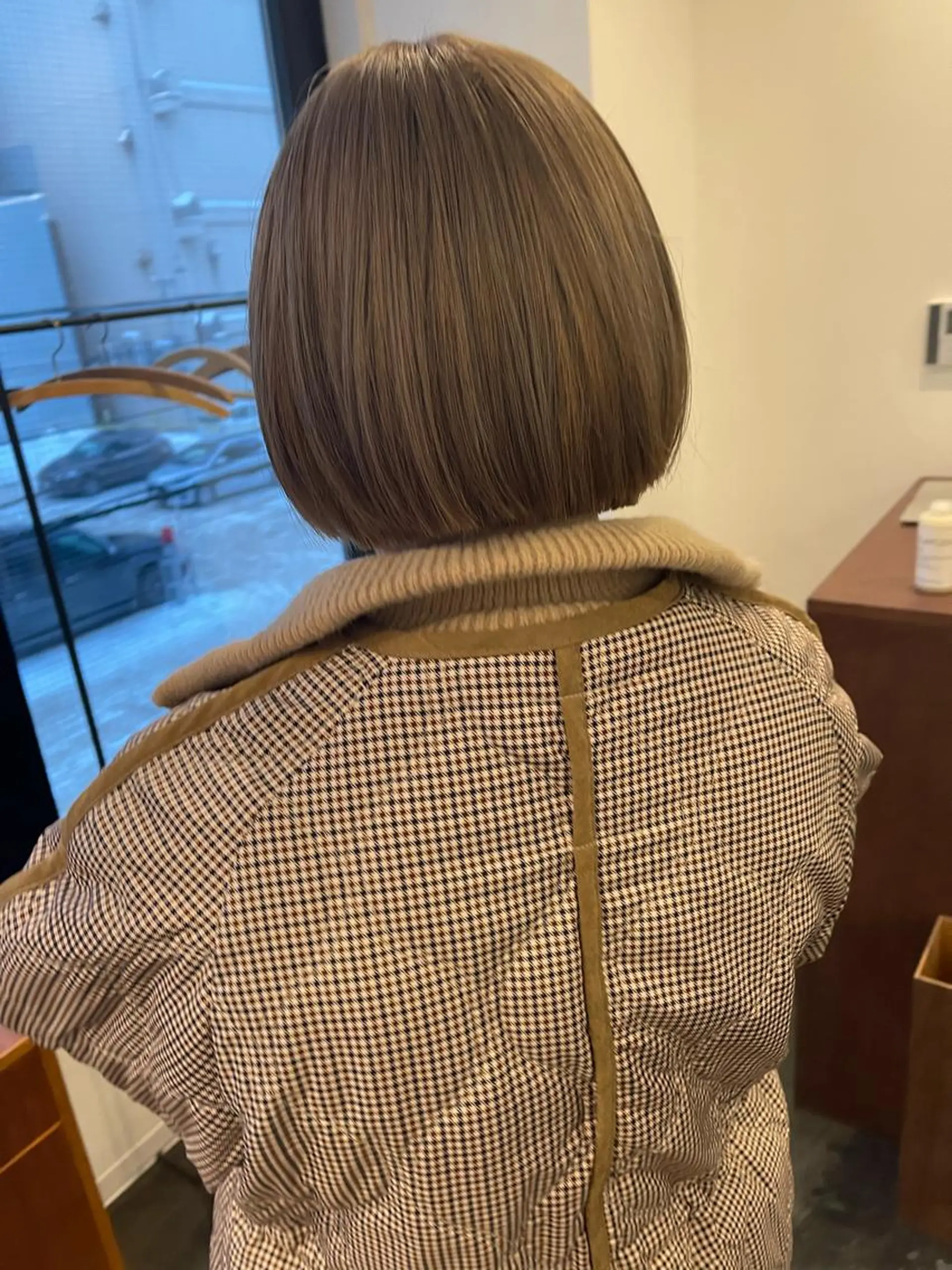 ショート pole/apartment所属・💓パーマ，💗 レイヤーカットのヘアスタイル