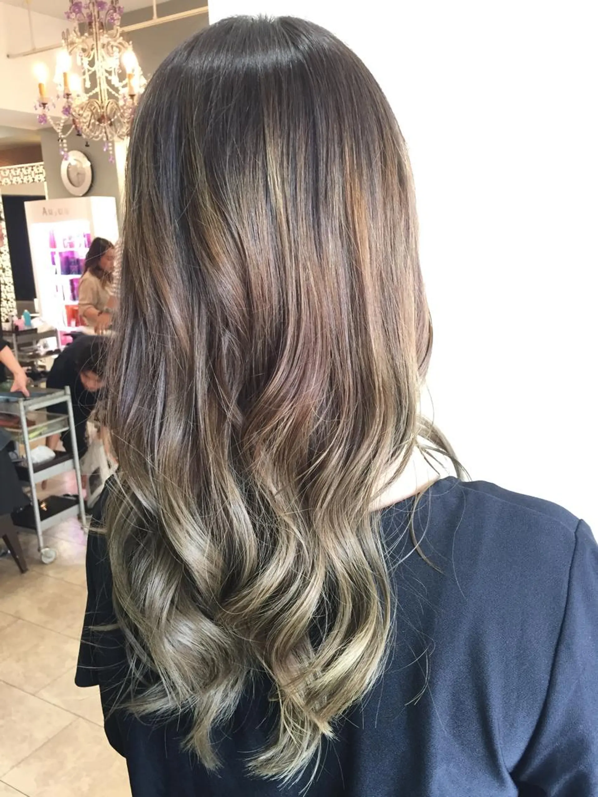 ロング カラー バレイヤージュ グレージュ 外国人風カラー レイヤーカット カット ヘアカラー 髪質改善/痛ませ ないカラー/西村航大のヘアスタイル