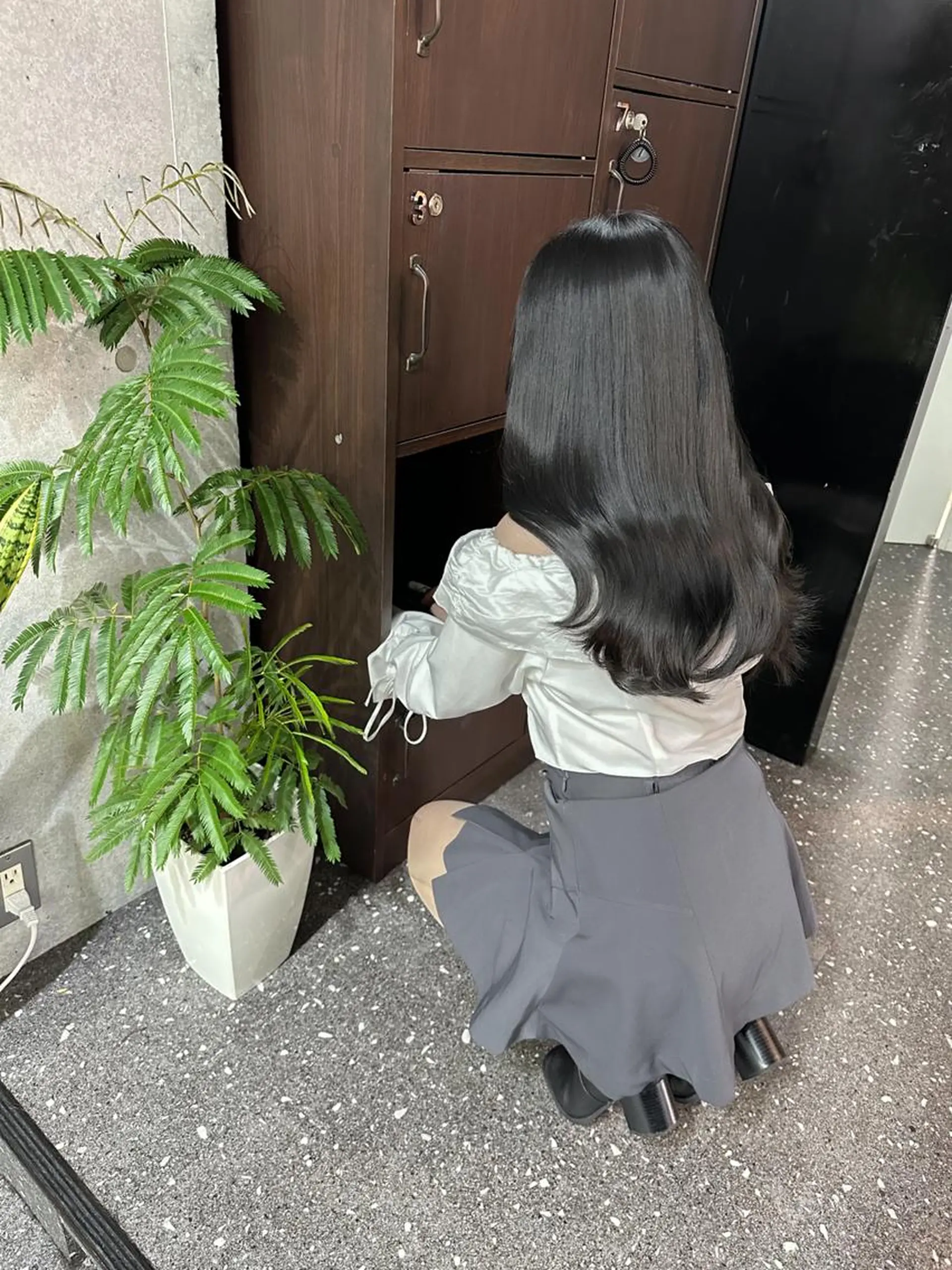 ロング カラー 韓国レイヤーカット要 暗透カラー📓吉祥寺のヘアスタイル