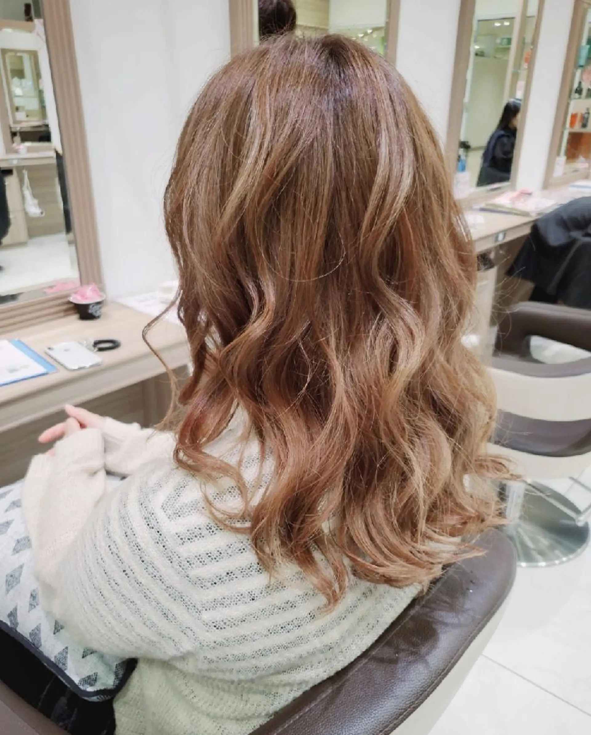 セミロング カラー アッシュ 中村 和貴のヘアスタイル