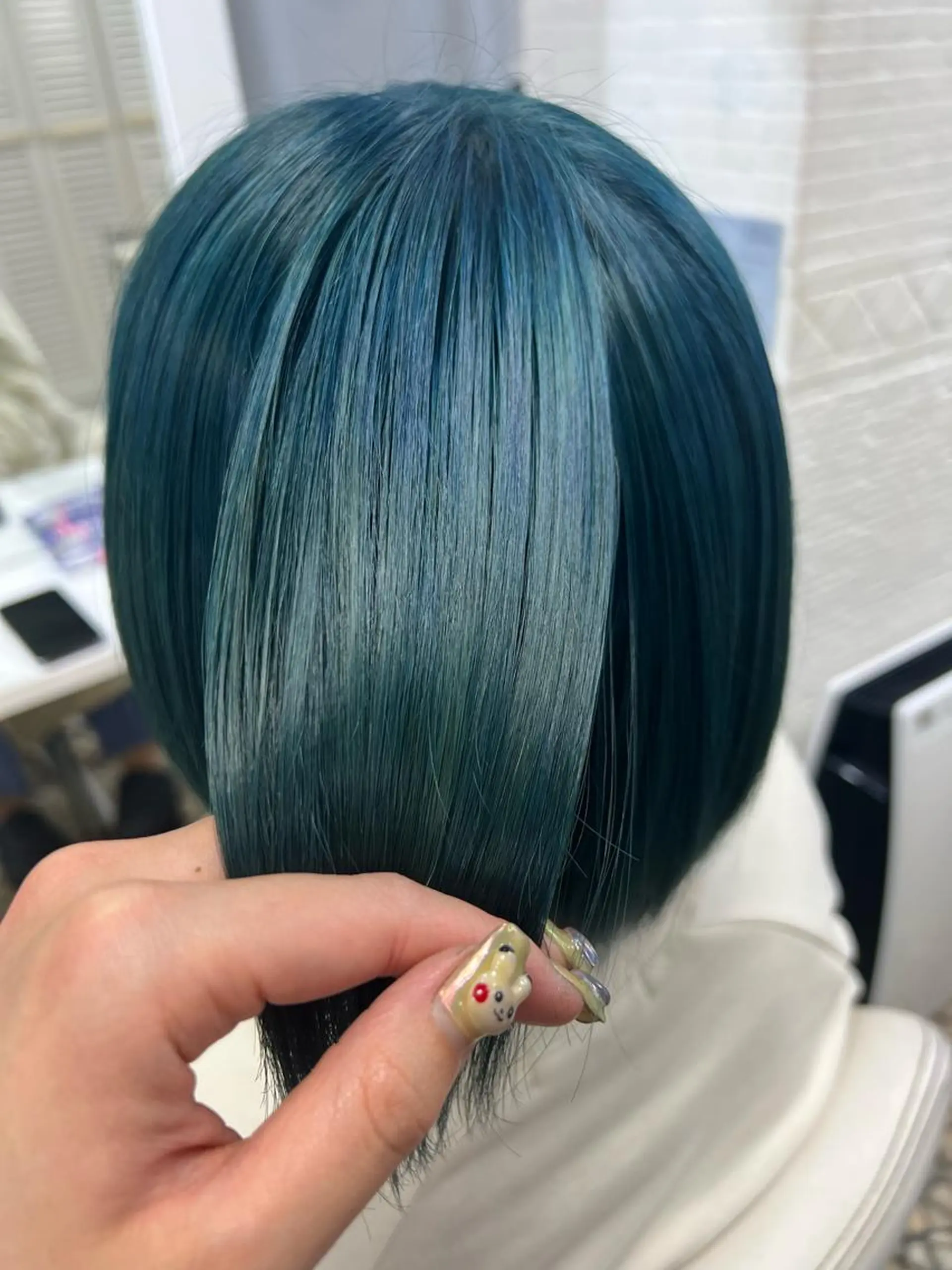 ミディアム カラー ブルーカラー アンククロス青山店所属・ANKHCROSS りりあのヘアスタイル