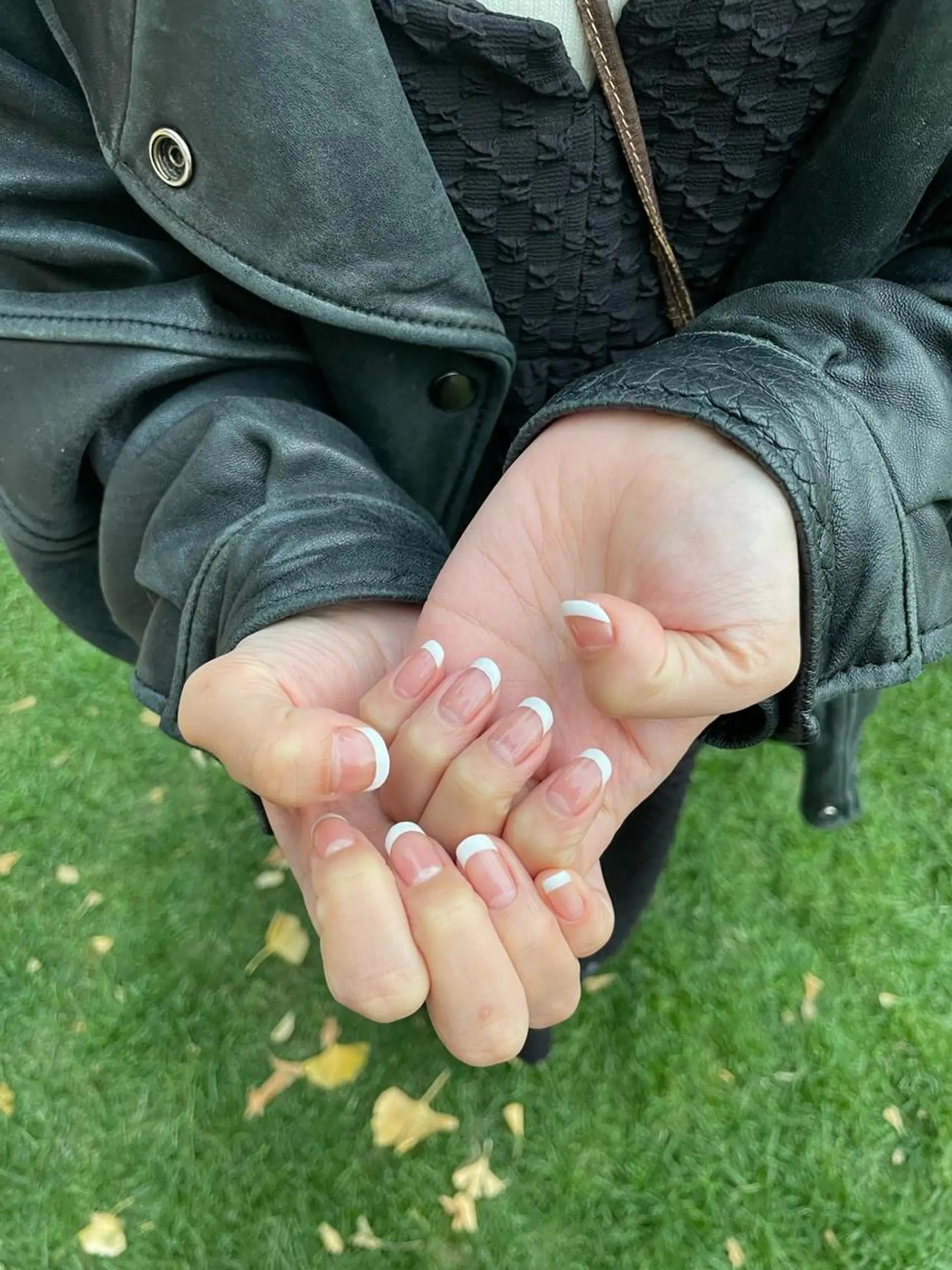 ネイル フレンチネイル ebisu haruのネイルデザイン